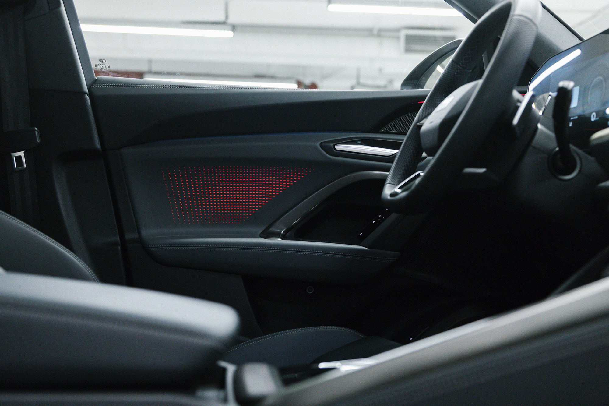 Audi Q5  40 TFSI 2.0 S tronic (204 л. с.). Автосалон «Х-Авто»