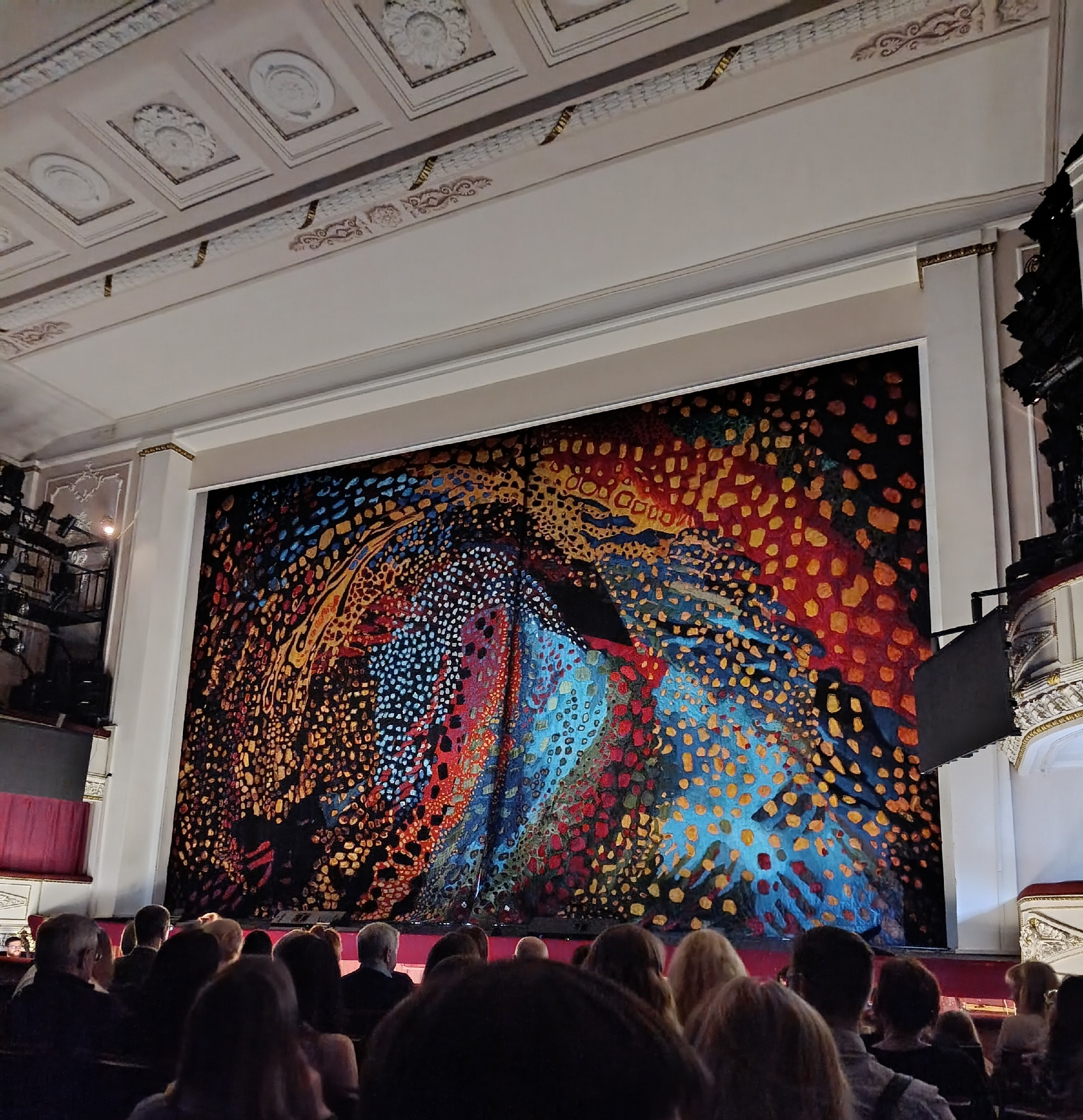 Опера Верди "Риголетто" в оперном театре. Нижний Новгород.