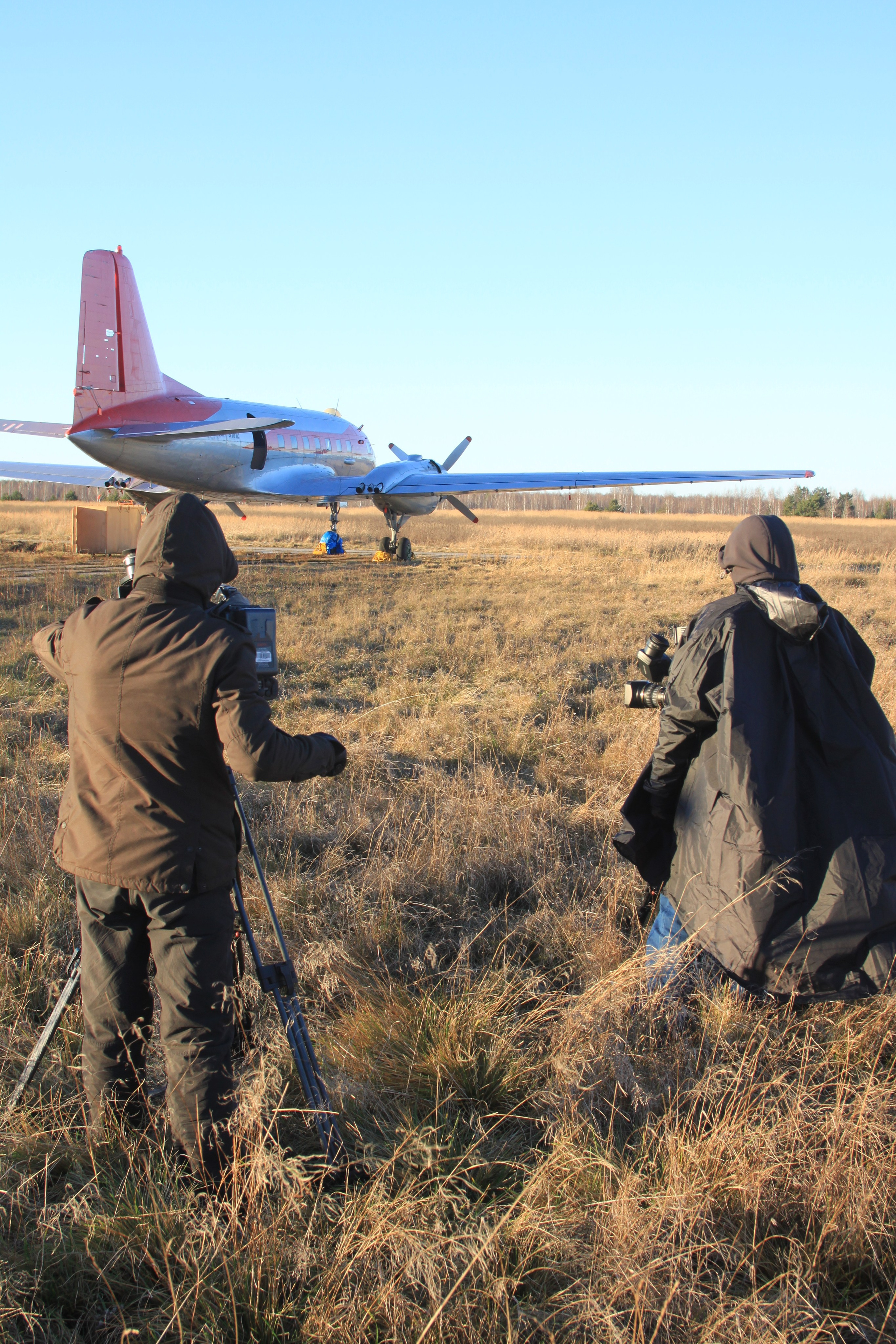 Передача «На Пределе» с Александром Колтовым (2013 г.). Авиационная техника для кино, рекламы и фотосессий