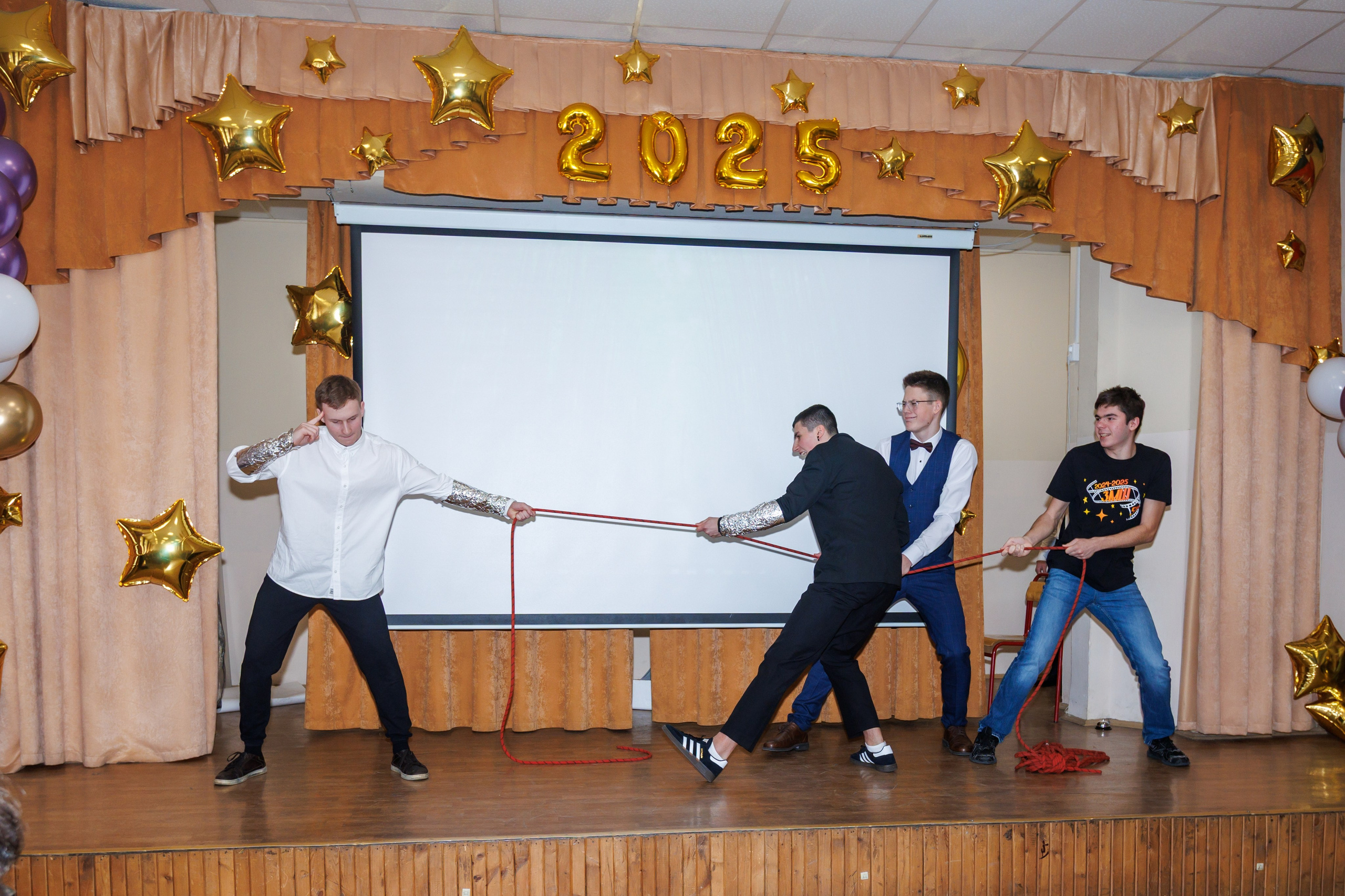 11 класс / Последний звонок / МехМат / г. Москва. Детский и семейный фотограф Мария Киселёва. Москва