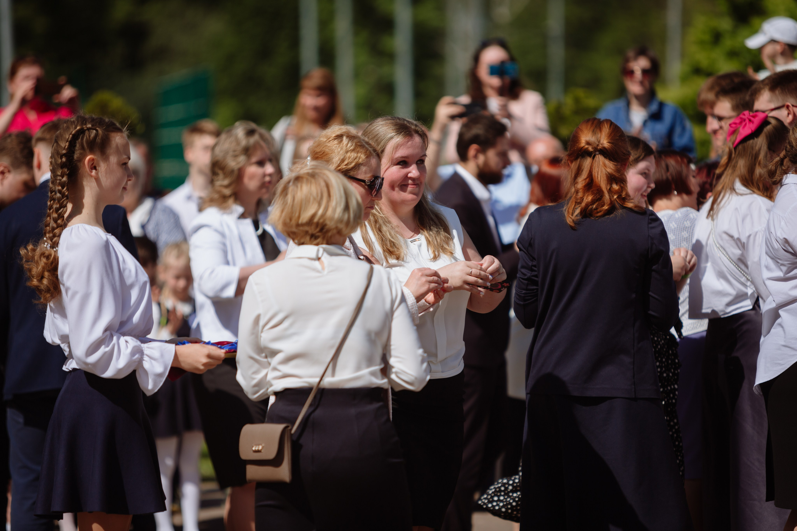 Последний звонок 2024 (2 часа фотосъемки). Профессиональный фотограф Надежда Антонова