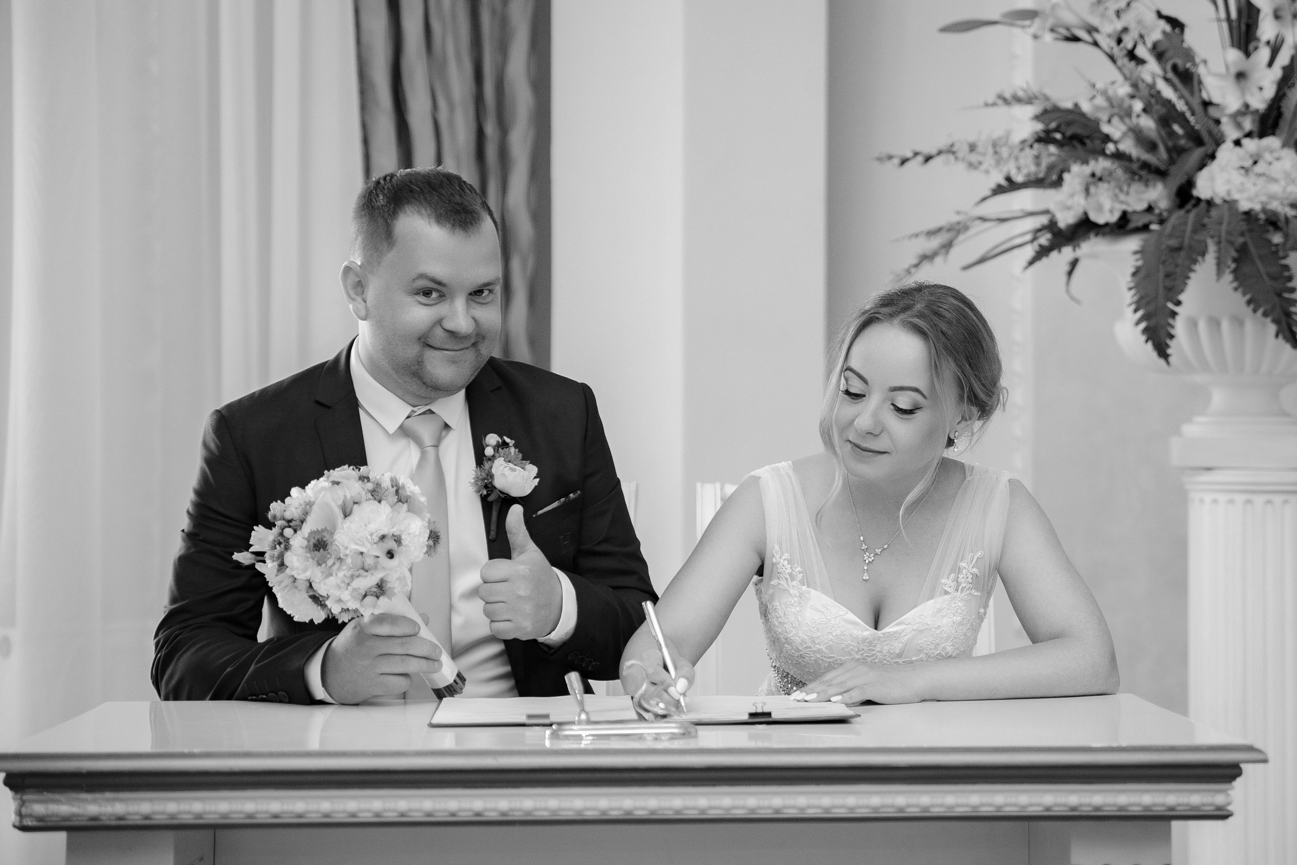 Черно Белые свадебные фотографии. Фотосъёмка и Ретушь в СПб. Фотограф Алексей Лукин. Свадьба, мероприятие, корпоратив, юбилей, фотосессия, портрет. Фотосъёмка в Санкт-Петербурге. Ретушь фотографий