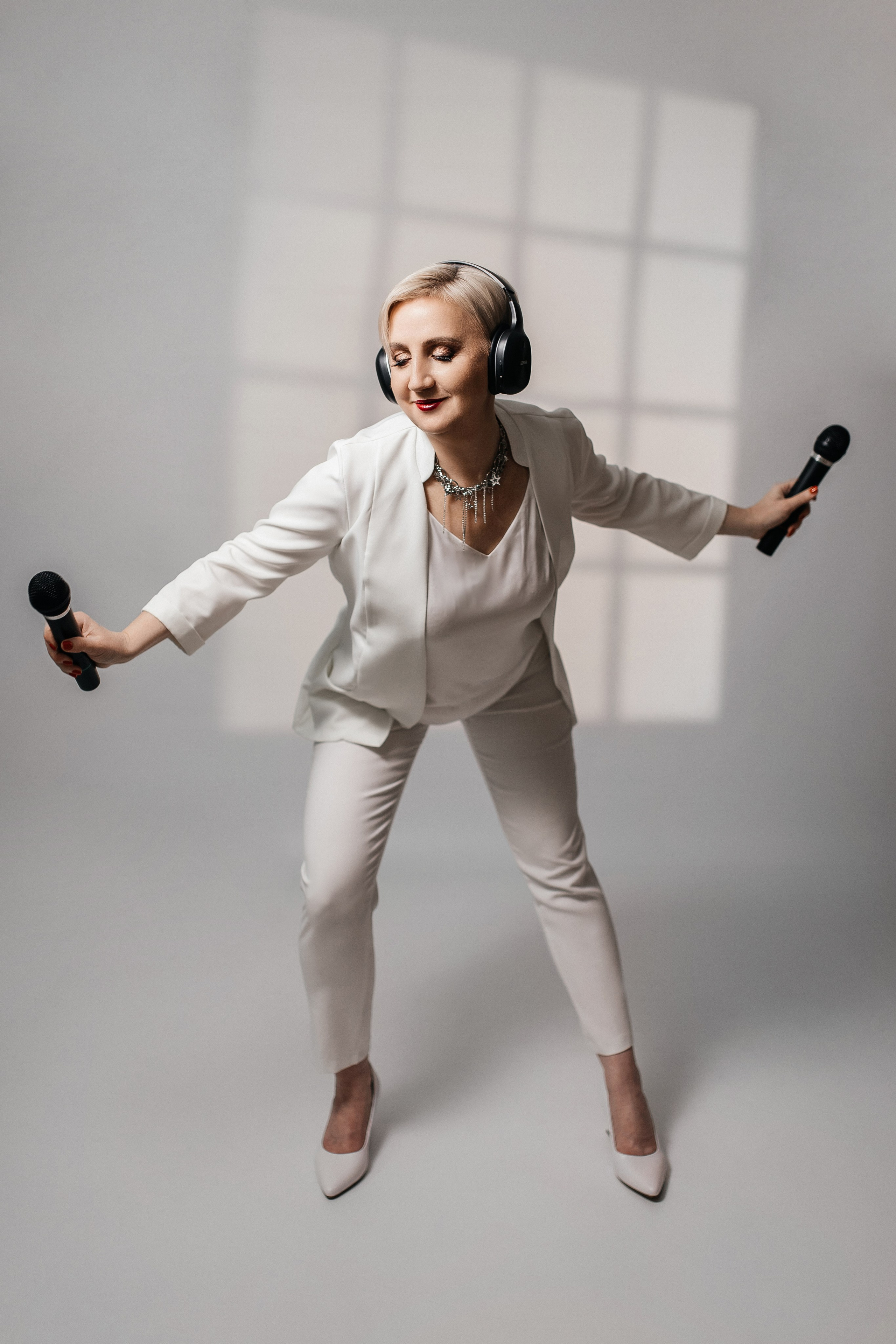 Олесяв моей студии. Март 2025. Фотограф Пермь. Свадьбы. Семья и дети, школа, д. сад. Фотокниги