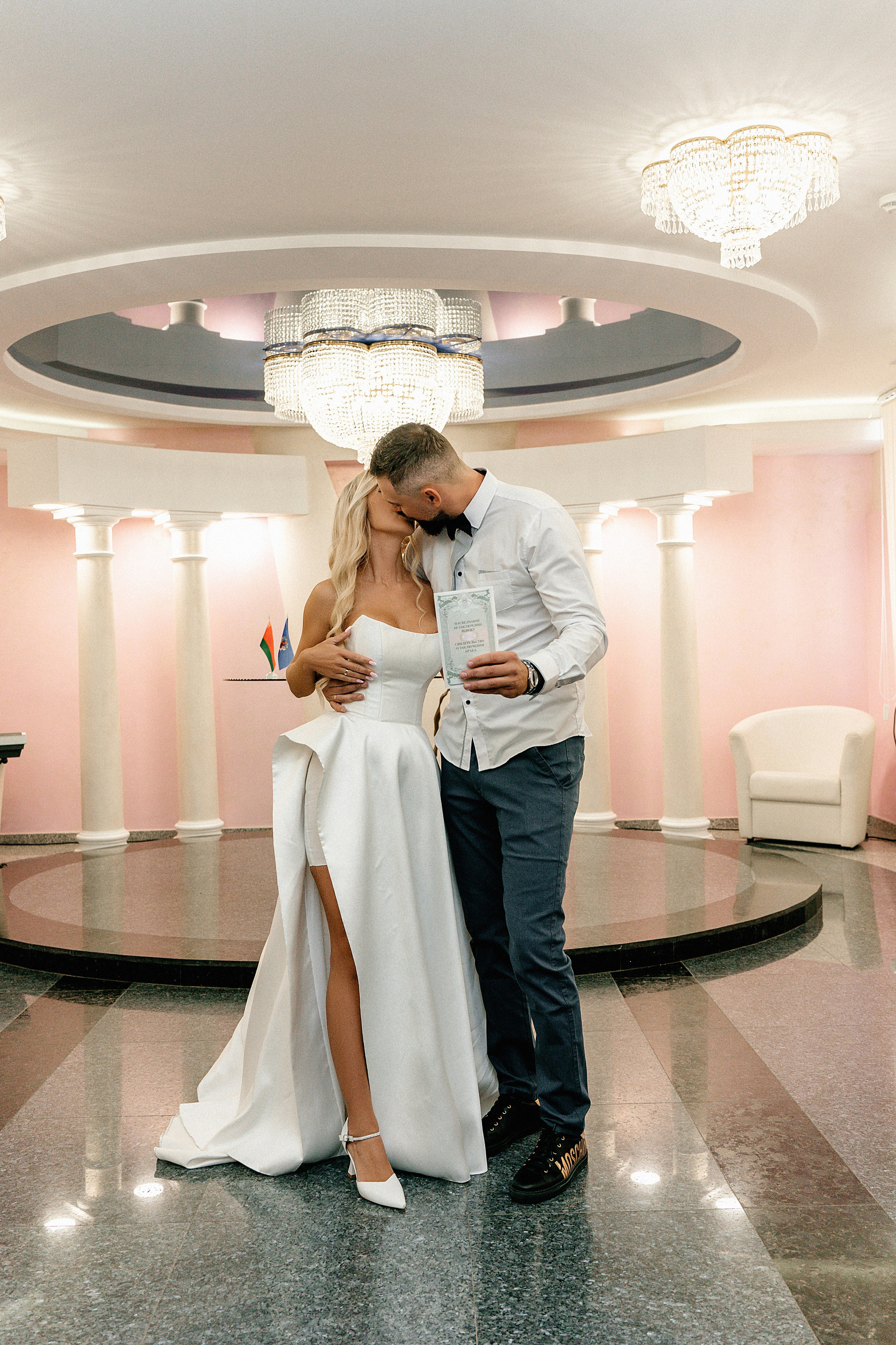 ЗАГС Советского района. Ваш семейный фотограф в Минске — Вика Трегубова