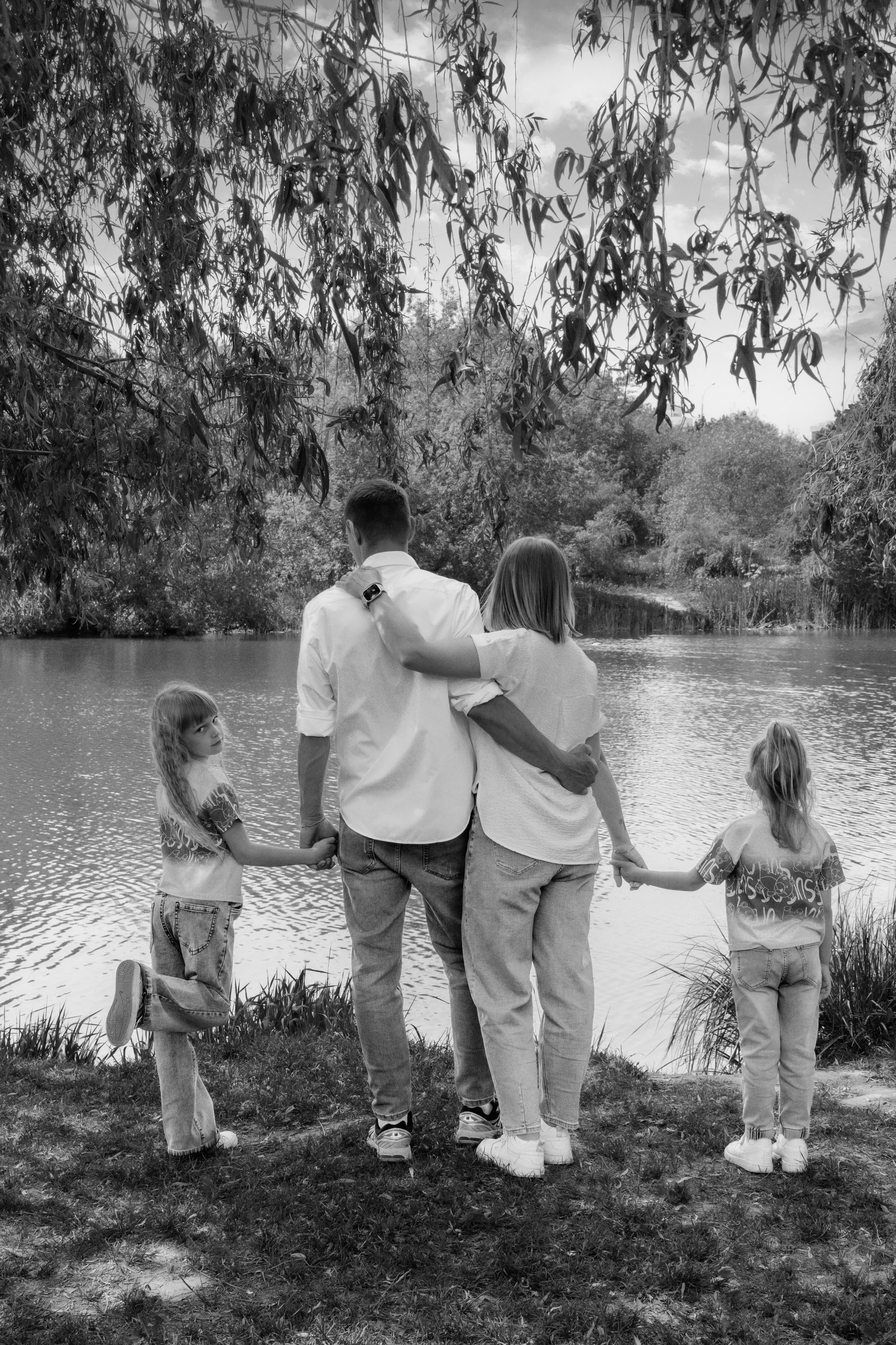 Семейная съемка в Лошицком парке. Ваш семейный фотограф в Минске — Вика Трегубова