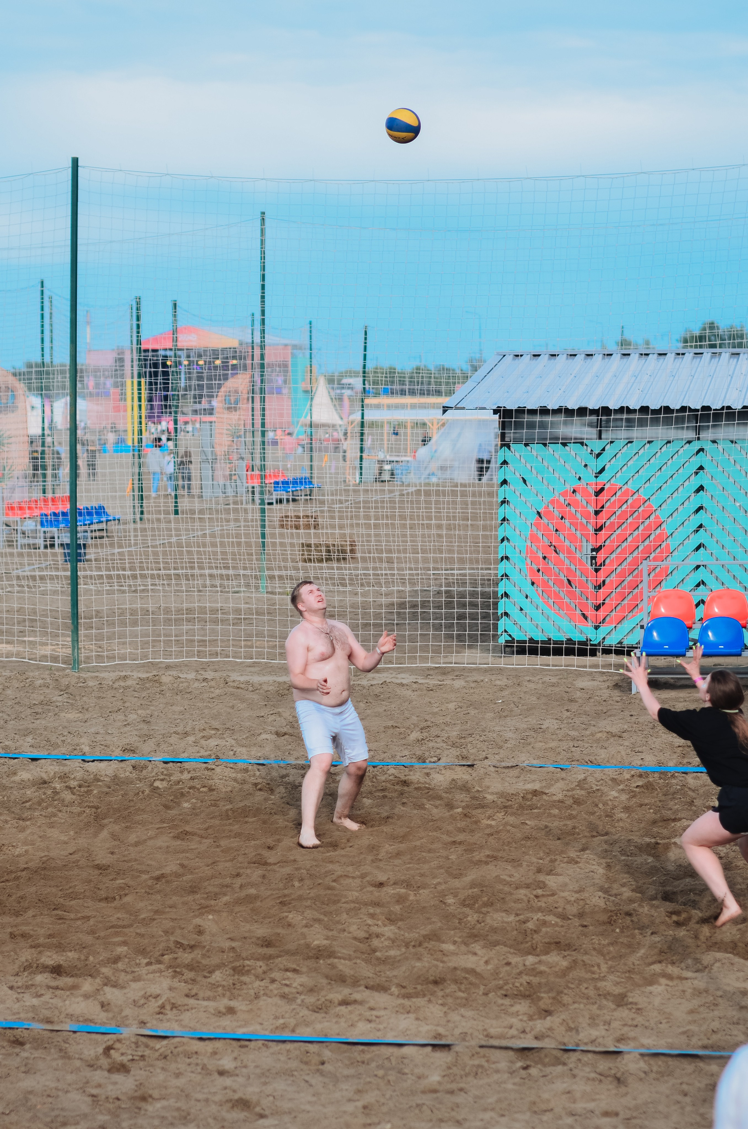 Фестиваль «Грань» 2025. Спортивная площадка. Денисова Аля — фотограф для парных съемок и индивидуальных историй в Барнауле