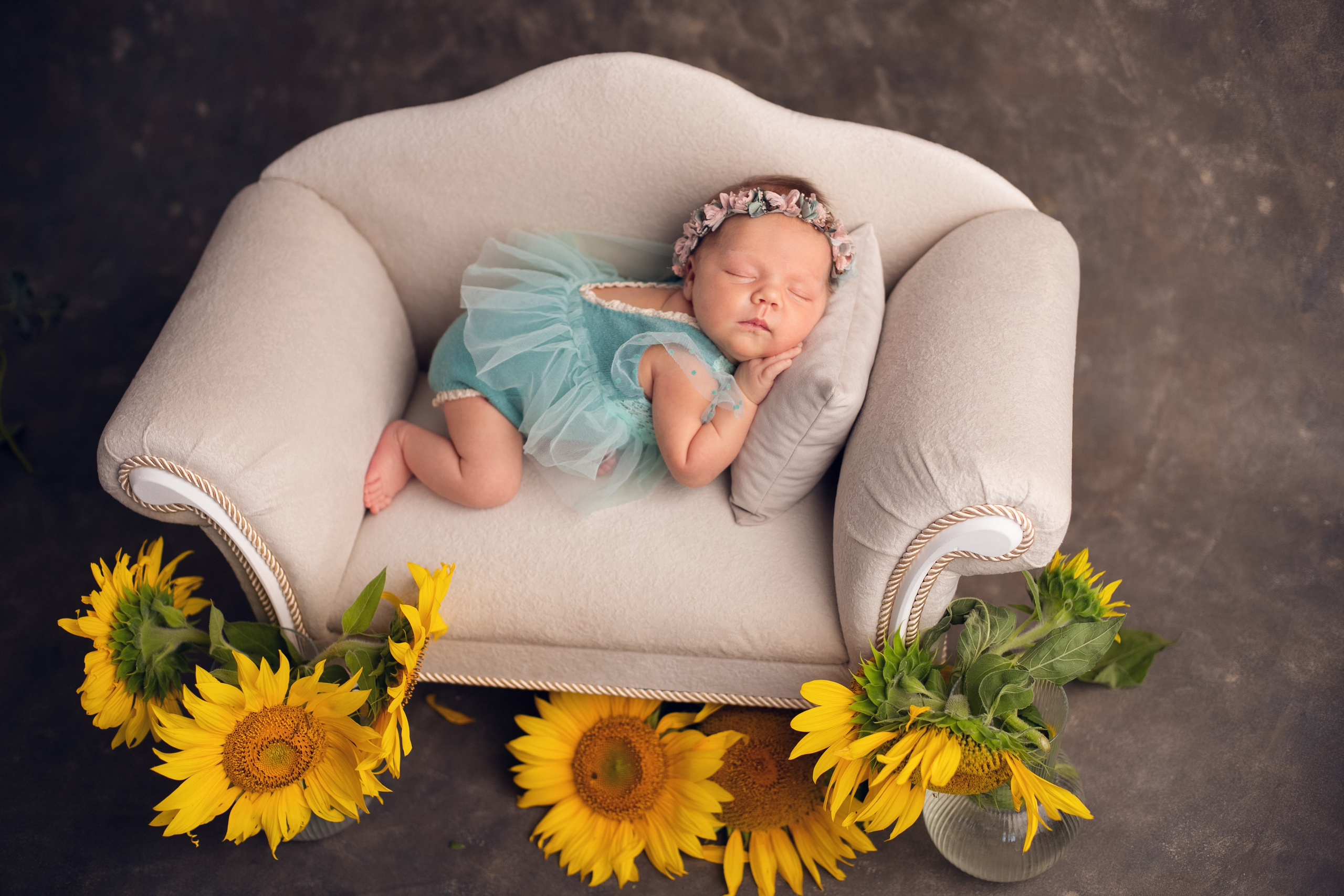 Мария. Фотограф новорожденных в г. Россошь Виктория Нечепуренко