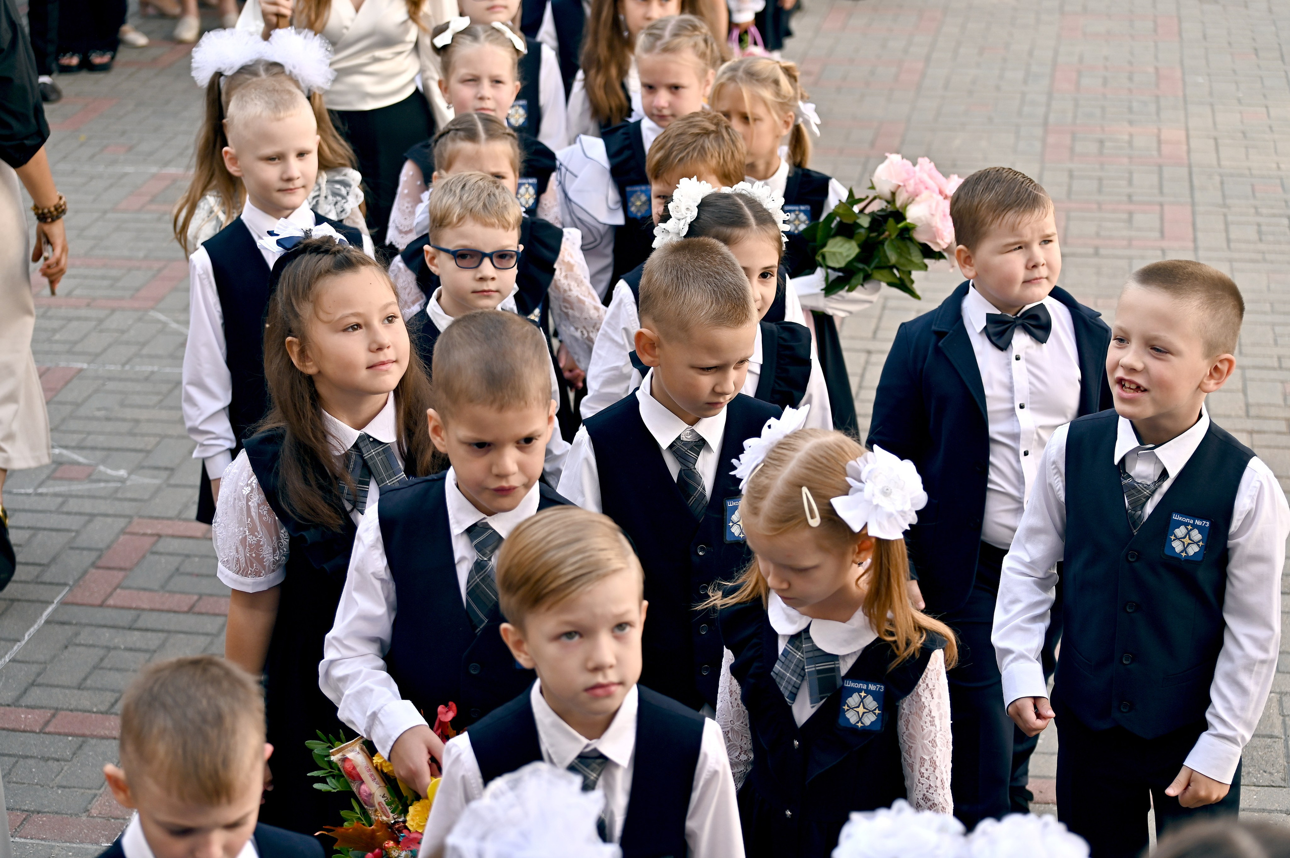 Первоклассник. ФОТОГРАФ ВАШИХ МЕРОПРИЯТИЙ РЯЗАНЬ СЕРГЕЙ КЛЮЕВ Концертная фотография близка к репортажу и портретной съемке