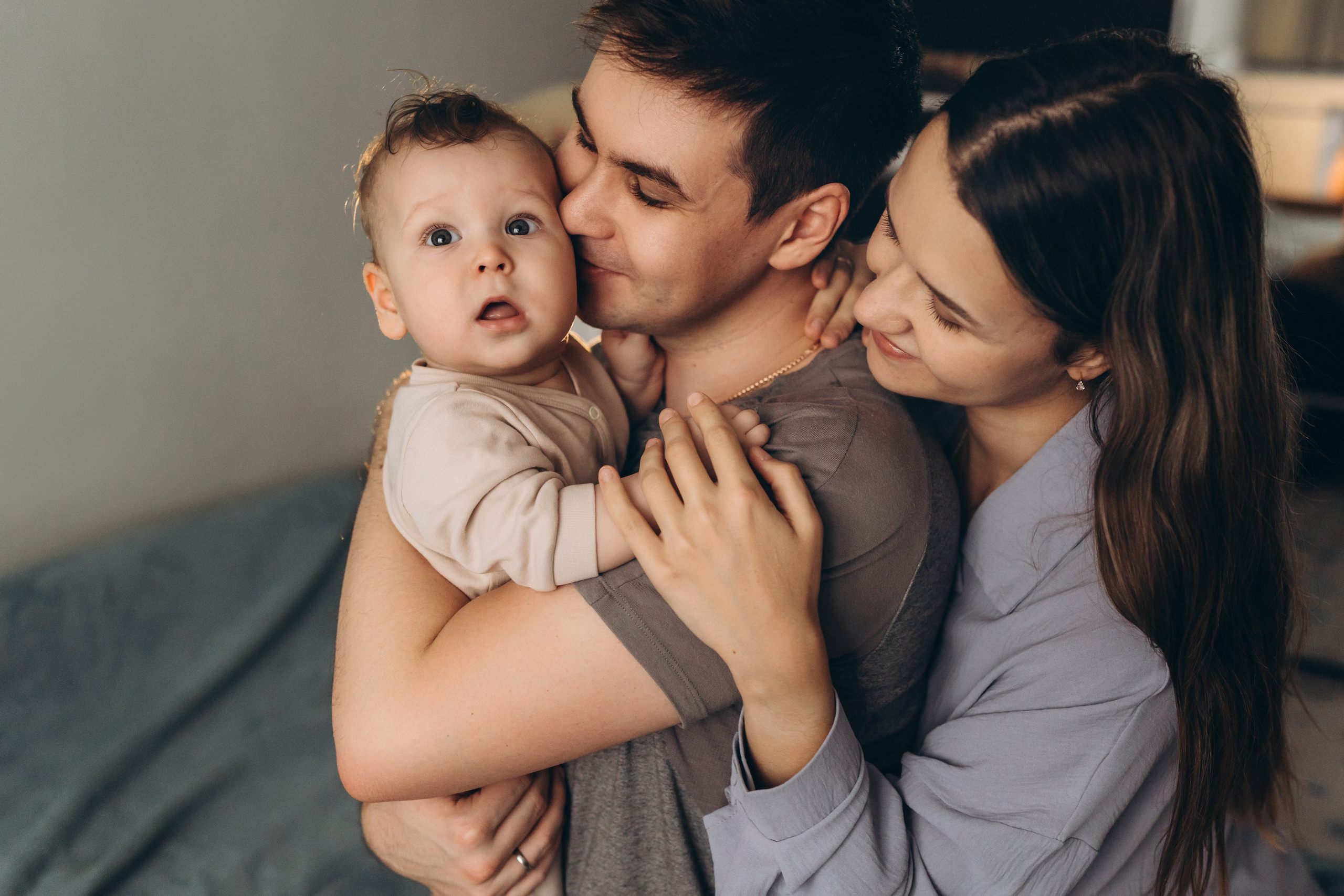 Домашняя фотосессия для Тани, Леши и Ромочки. Детский, семейный и ньюборн фотограф в Москве Юлия Шуарт
