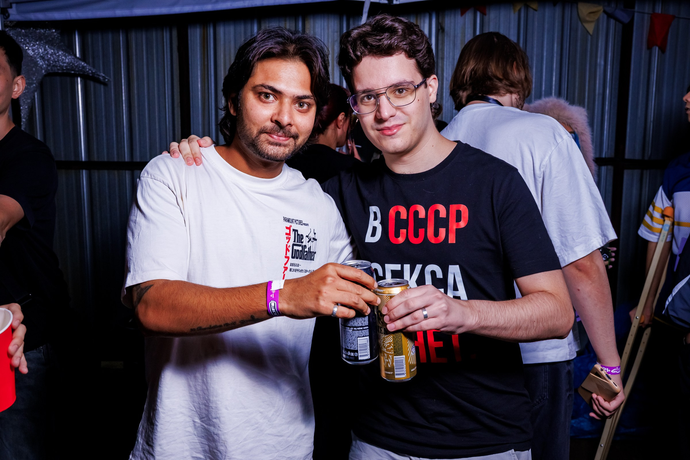 МАССИВ c Garage Hardcore и Holsten. Репортажный фотограф в Алматы Каюпов Сержан