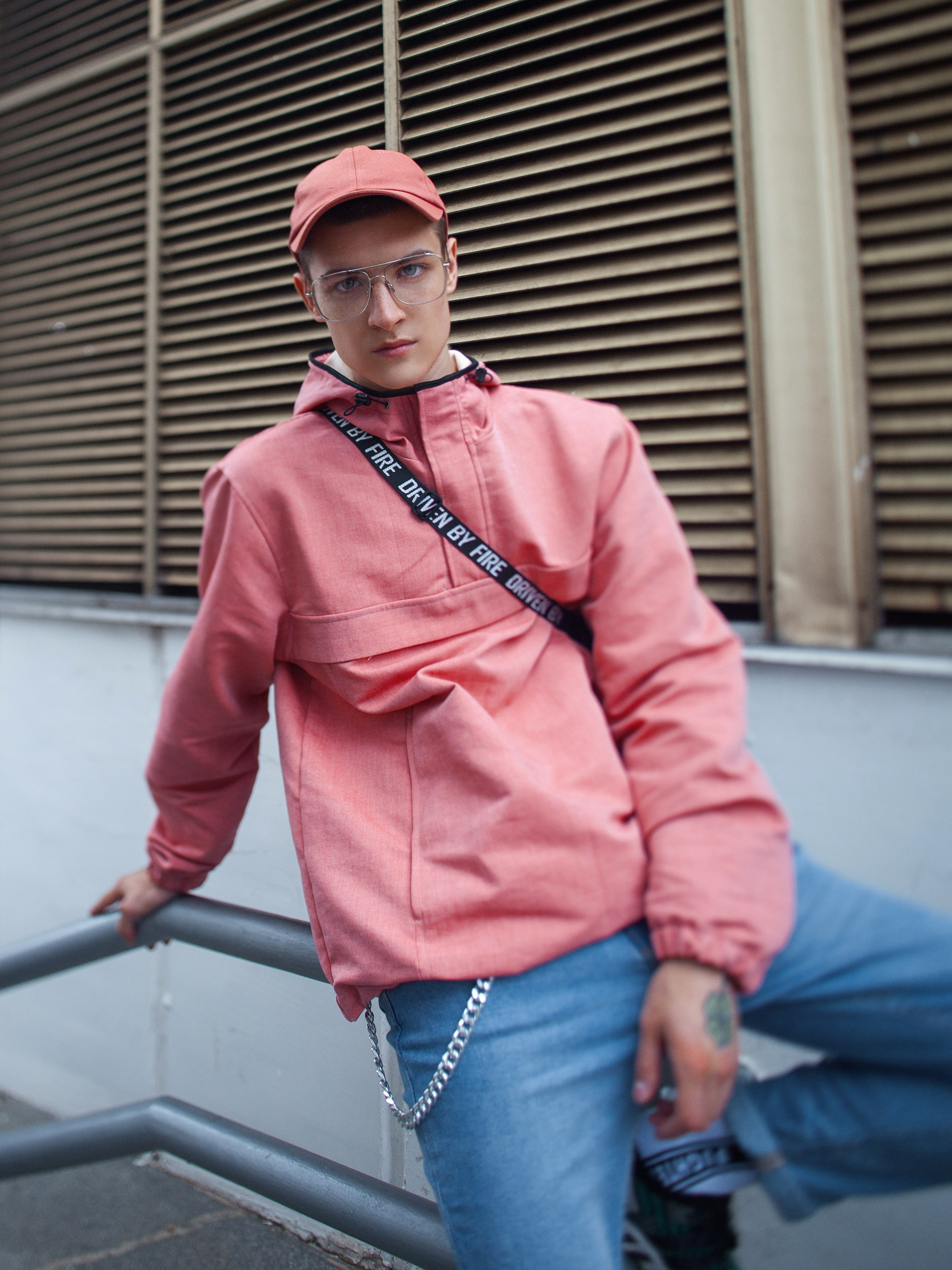 Лук бук Tolyboy. Каталожный и предметный фотограф в Москве Анна Nesmeliva