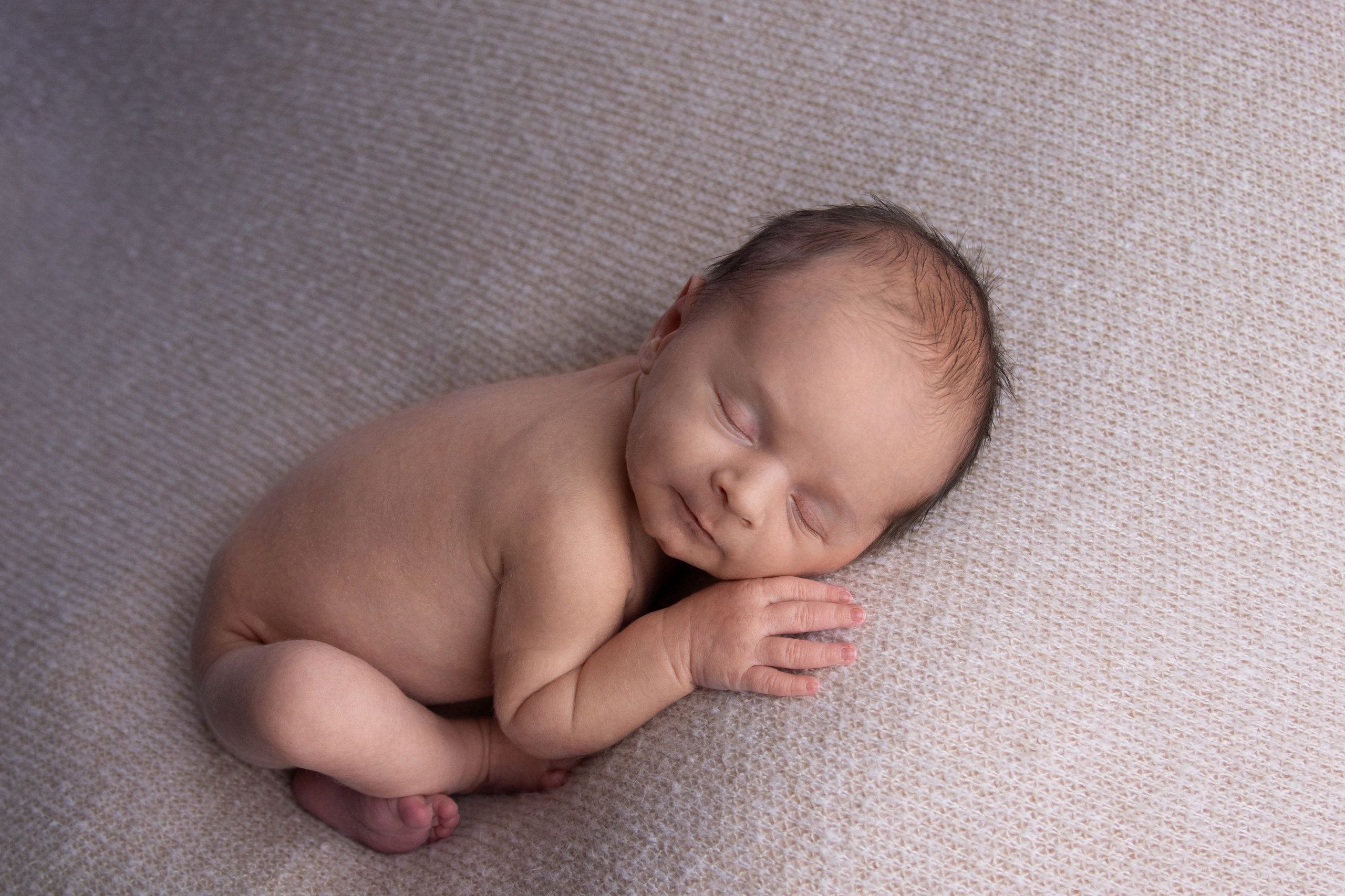 Профессиональная фотосессия новорожденного. Фотограф новорожденных Жуковский Раменское