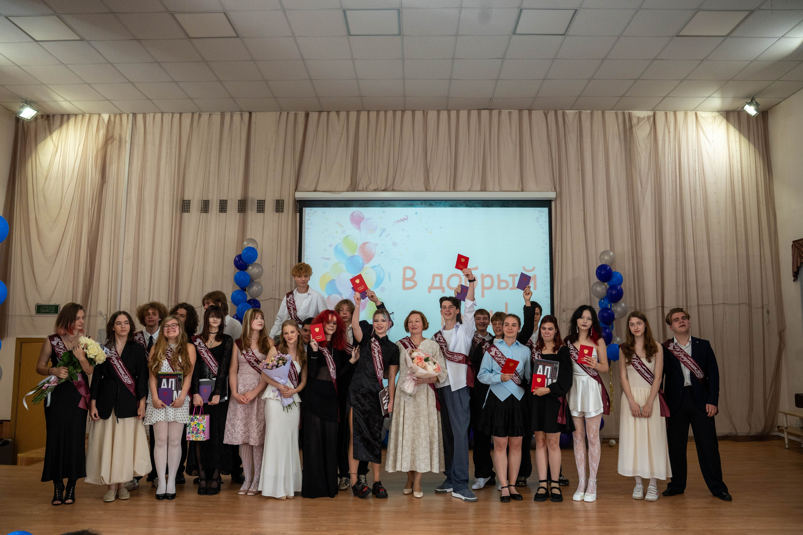 Выпускной 25.06.2026. Коммерческий и художественный фотограф и видеограф в Москве Арсений Тургенев