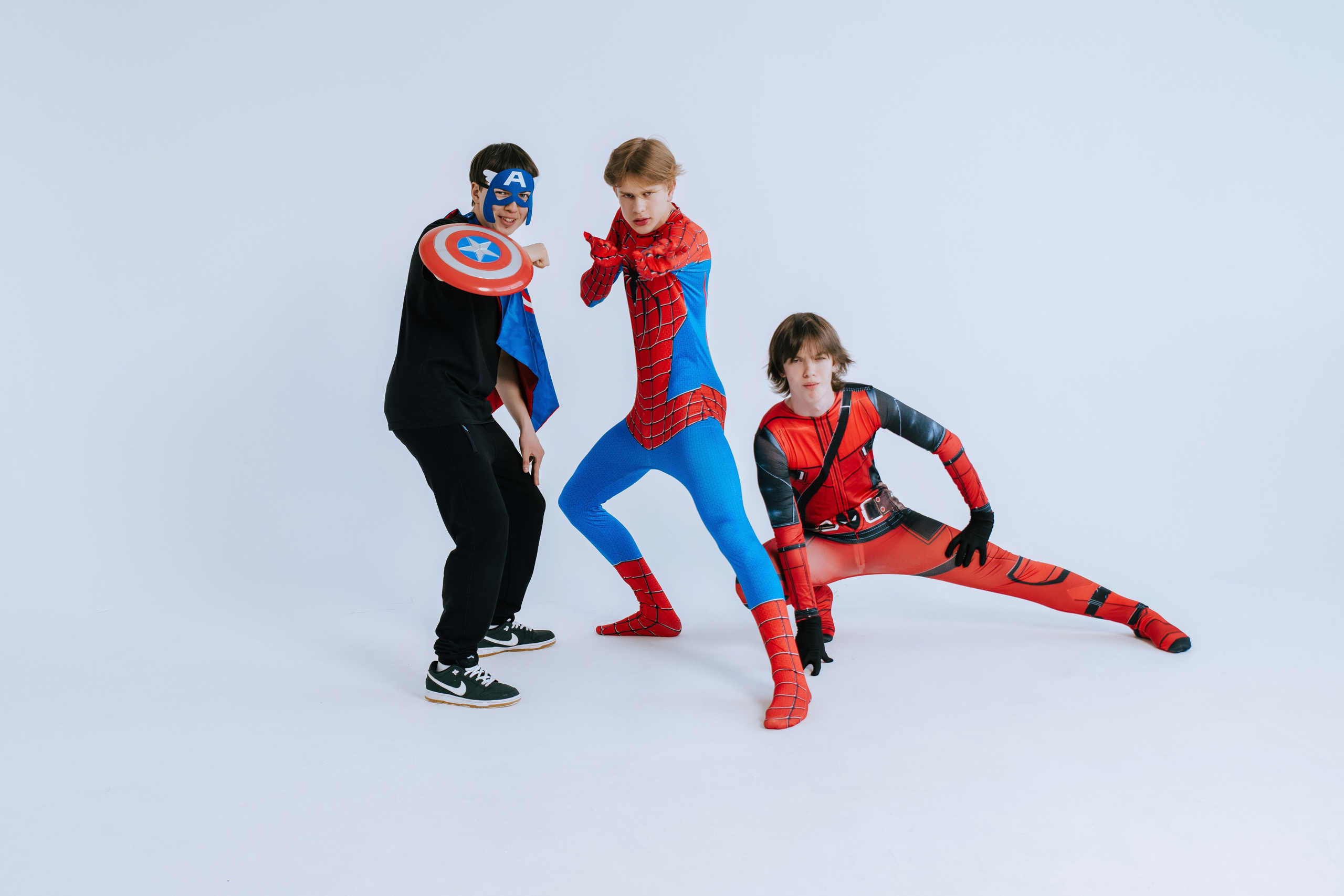 Гимназия им. Сайбеля — Выпуск 2024, 9 класс. Фотограф Ярмишко Дарья. Выпускные фотокниги