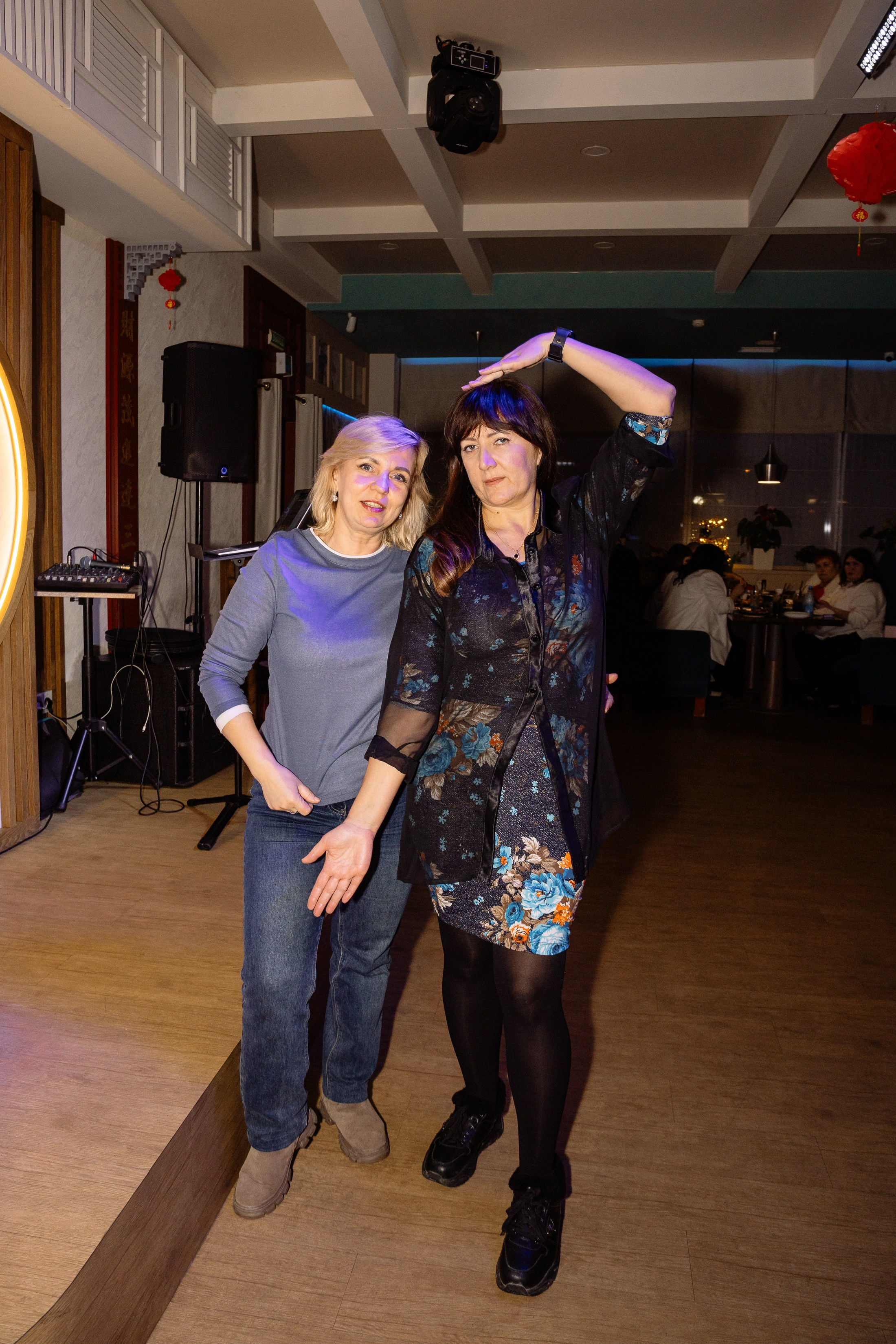 Вечеринка в кафе Sinlun. Фотограф Юлия Мальцева