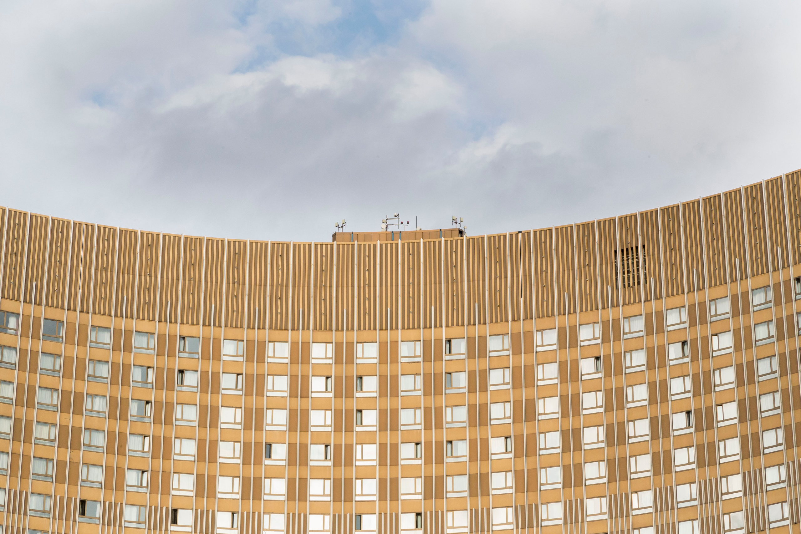 Здание гостиницы «Космос». Проект фотографа Александра Высокина — «Фотоархитектоника»