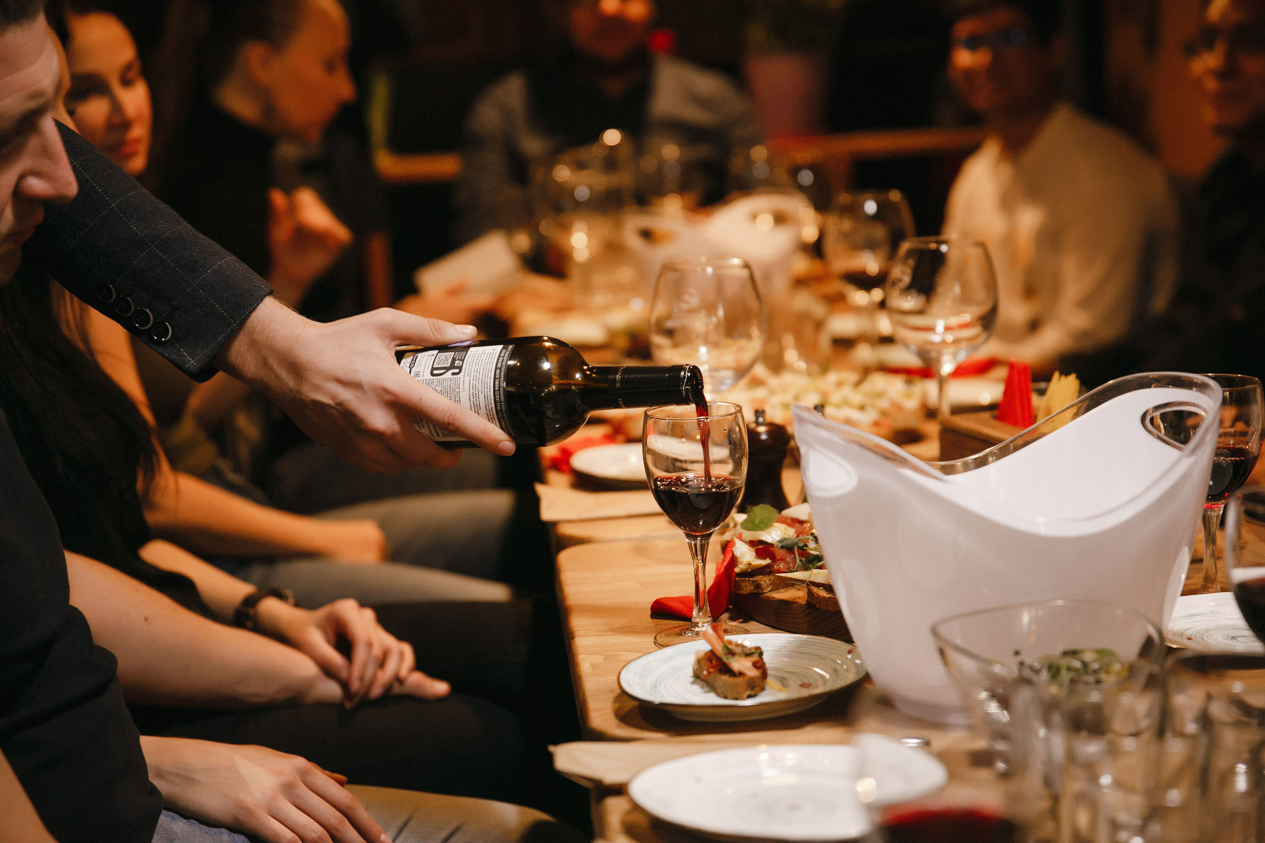 Sagardo — Degustacion de vinos. Фотограф Андрей Баксов