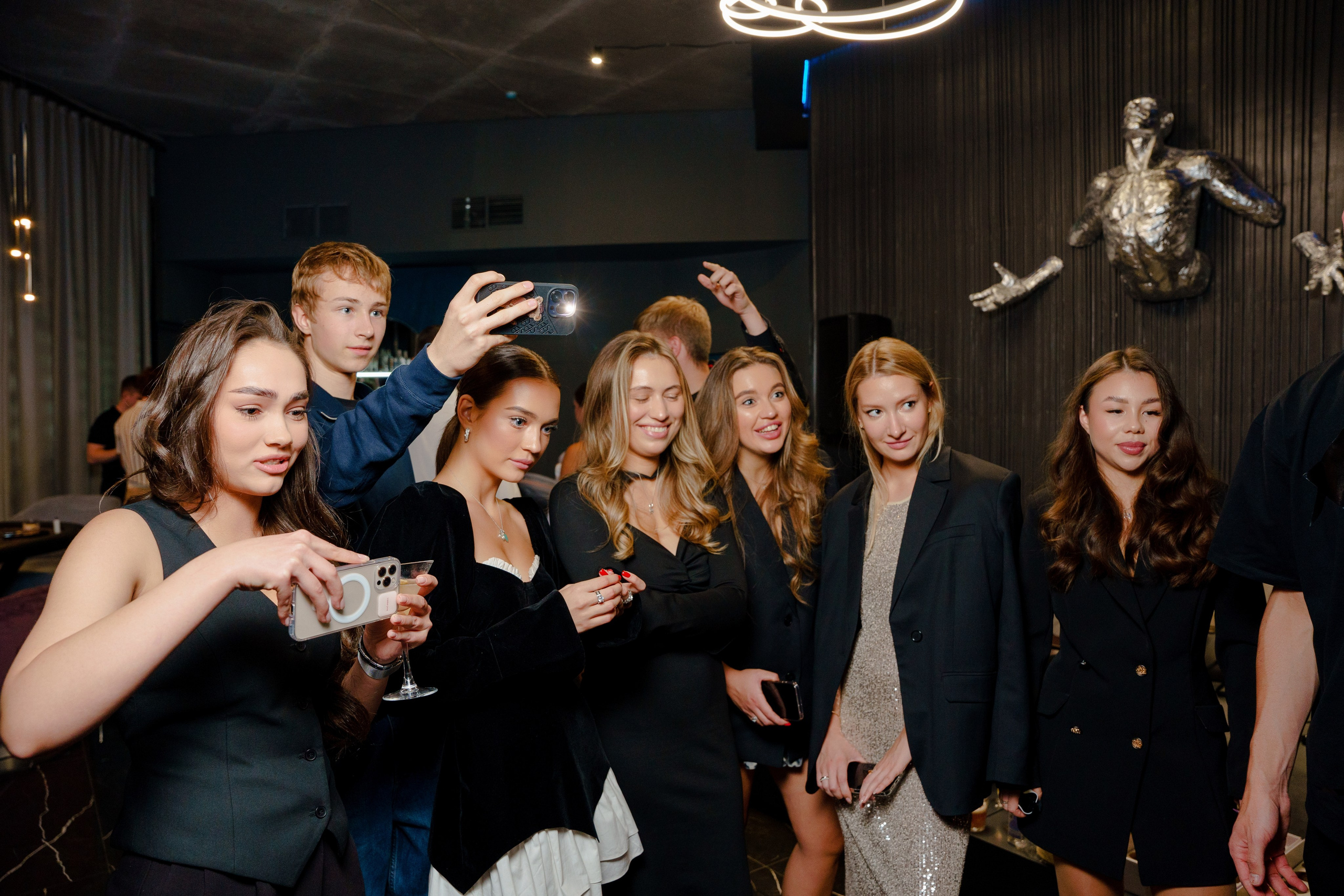 Репортажный фотограф на день рождения в Москве. Репортажный фотограф Москва Сергей Дружинин