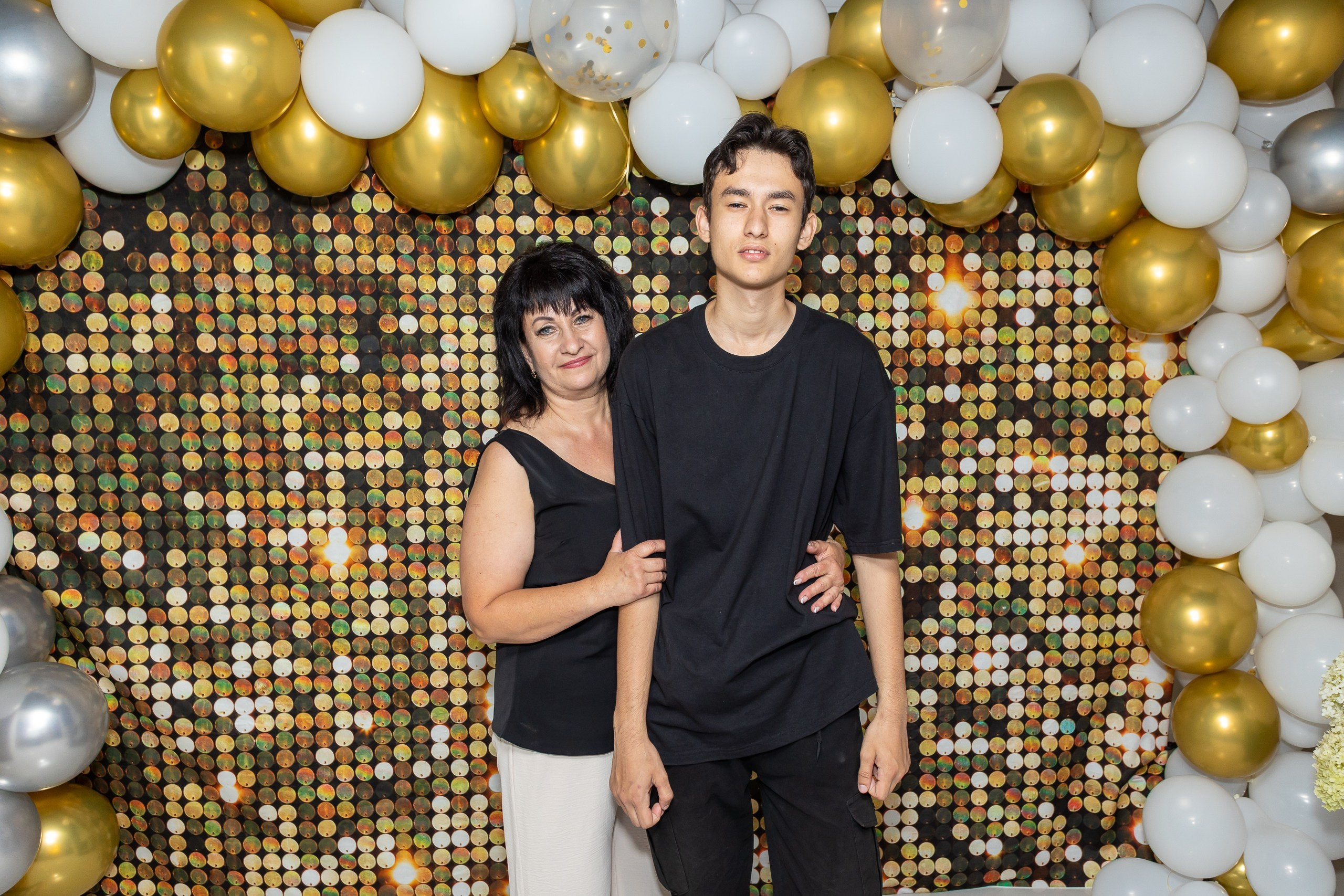 Вручение аттестата и выпускной вечер. Выпускные альбомы Майкоп, Краснодар Елена Золотарева