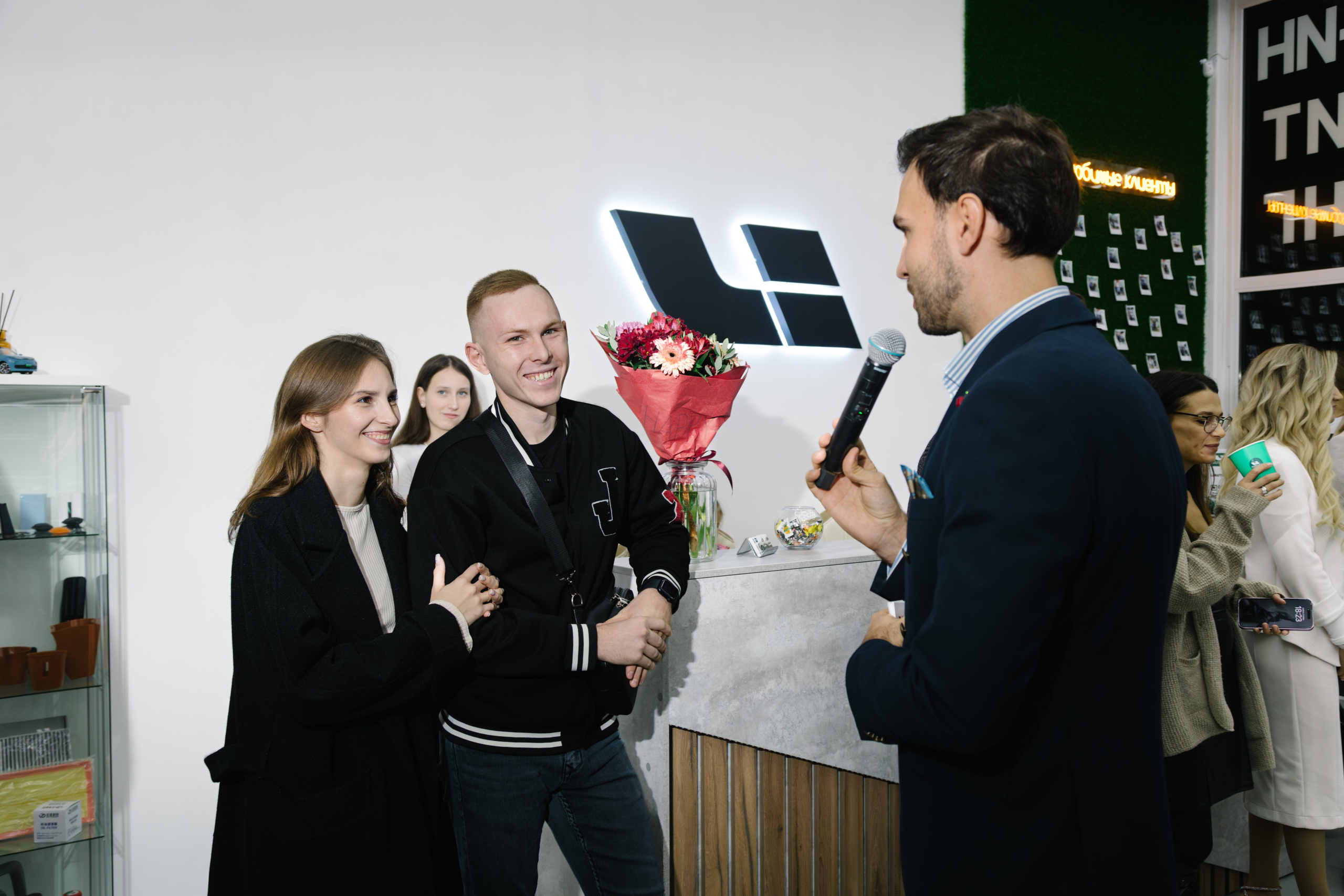 Открытие автосалона Li Auto. Артур Иликчян — Wedding & Event фотограф в Краснодаре