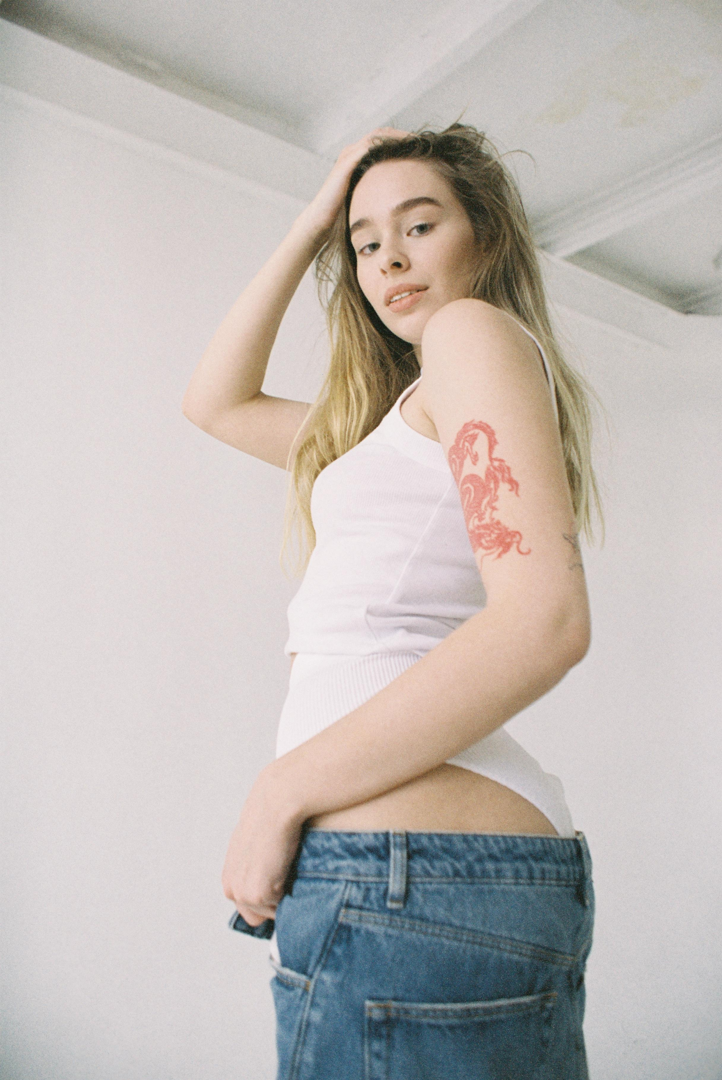 Ksenia. Плёночный фотограф в Москве Саша Баранова