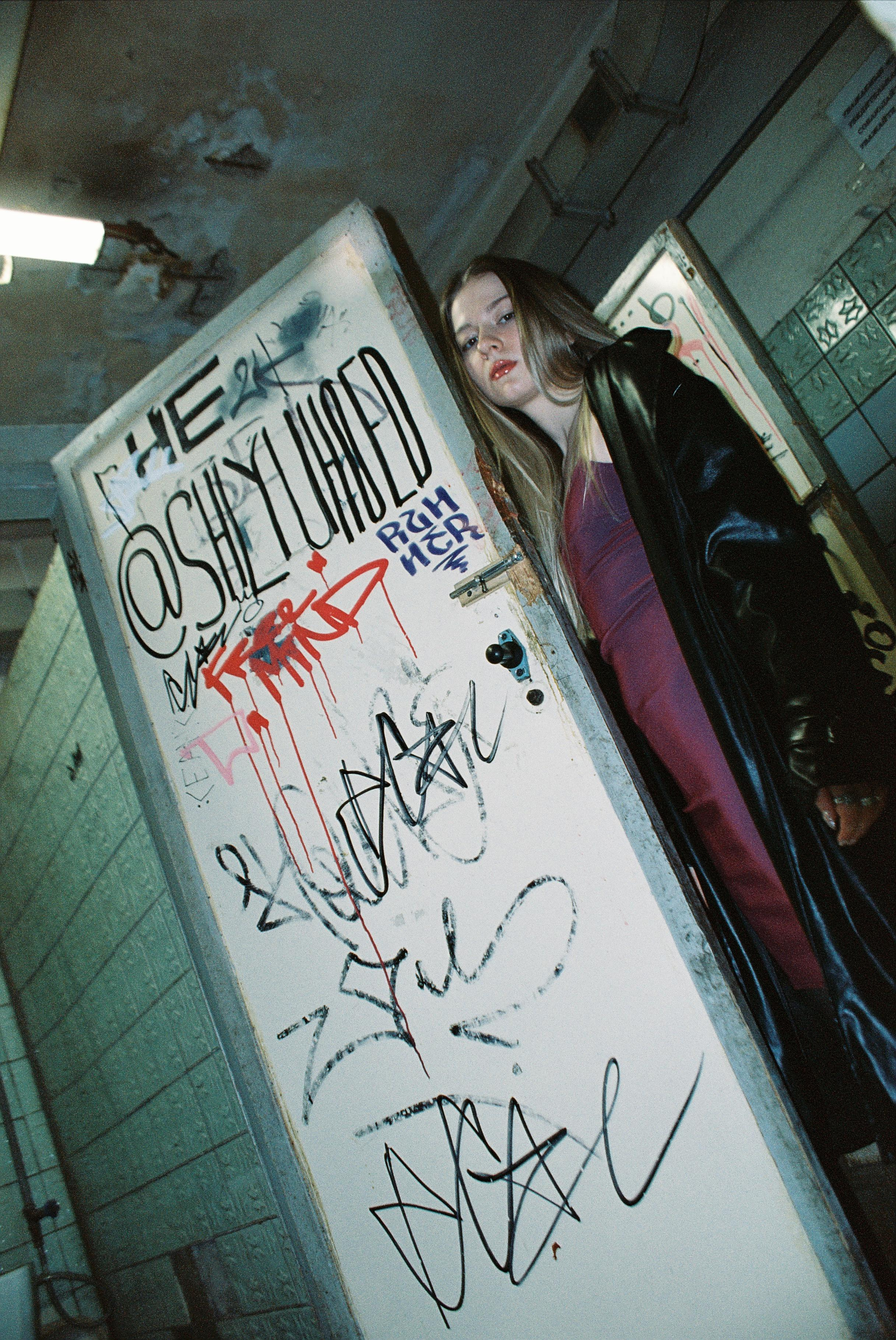 TRAINSPOTTING. Плёночный фотограф в Москве Саша Баранова