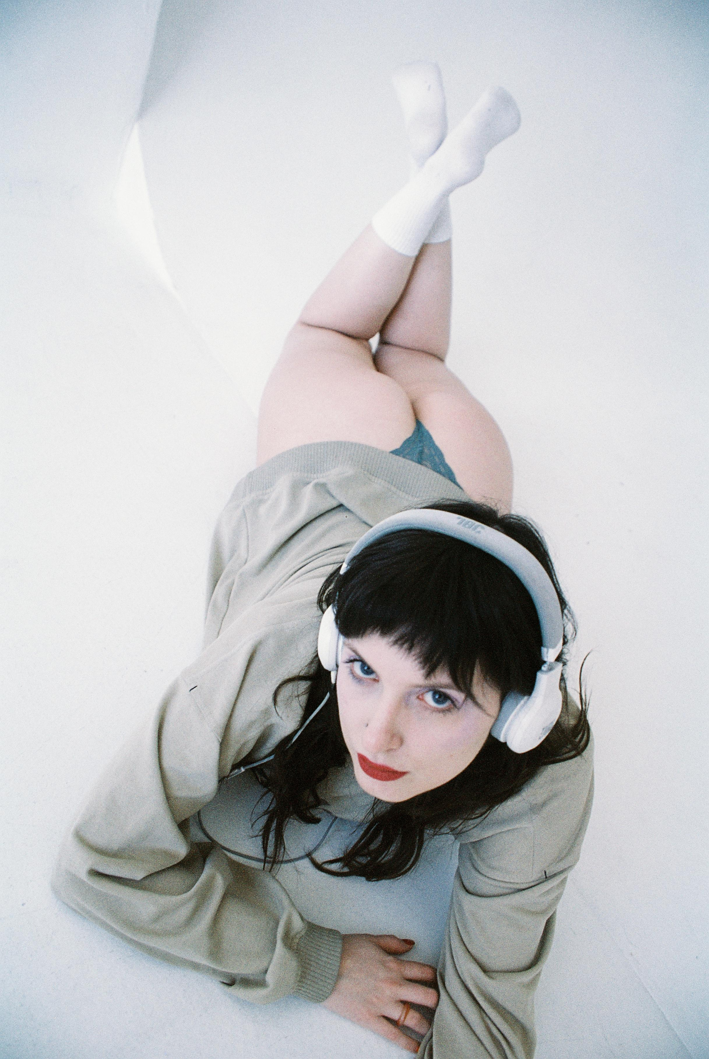 KATYA. Плёночный фотограф в Москве Саша Баранова