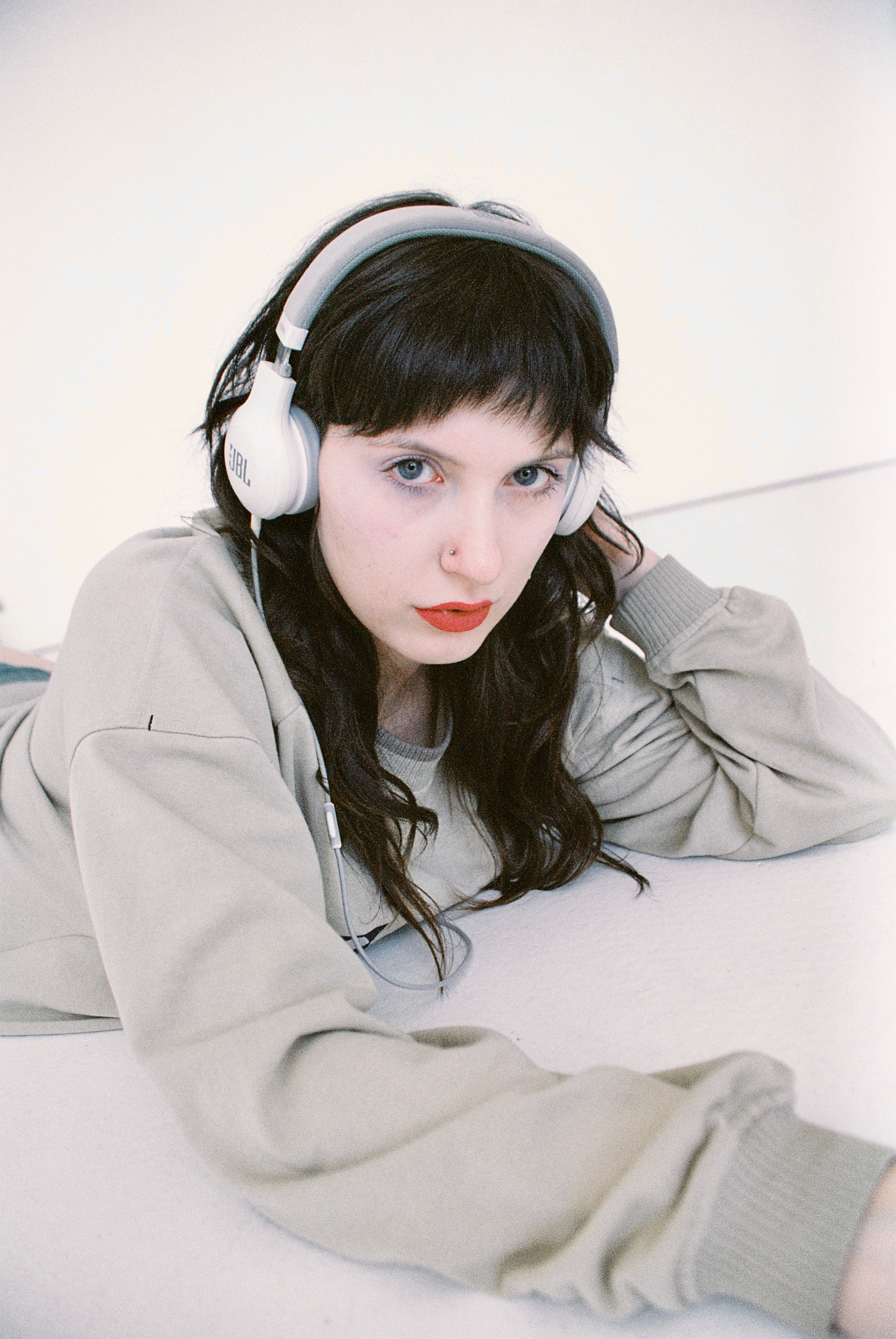 KATYA. Плёночный фотограф в Москве Саша Баранова