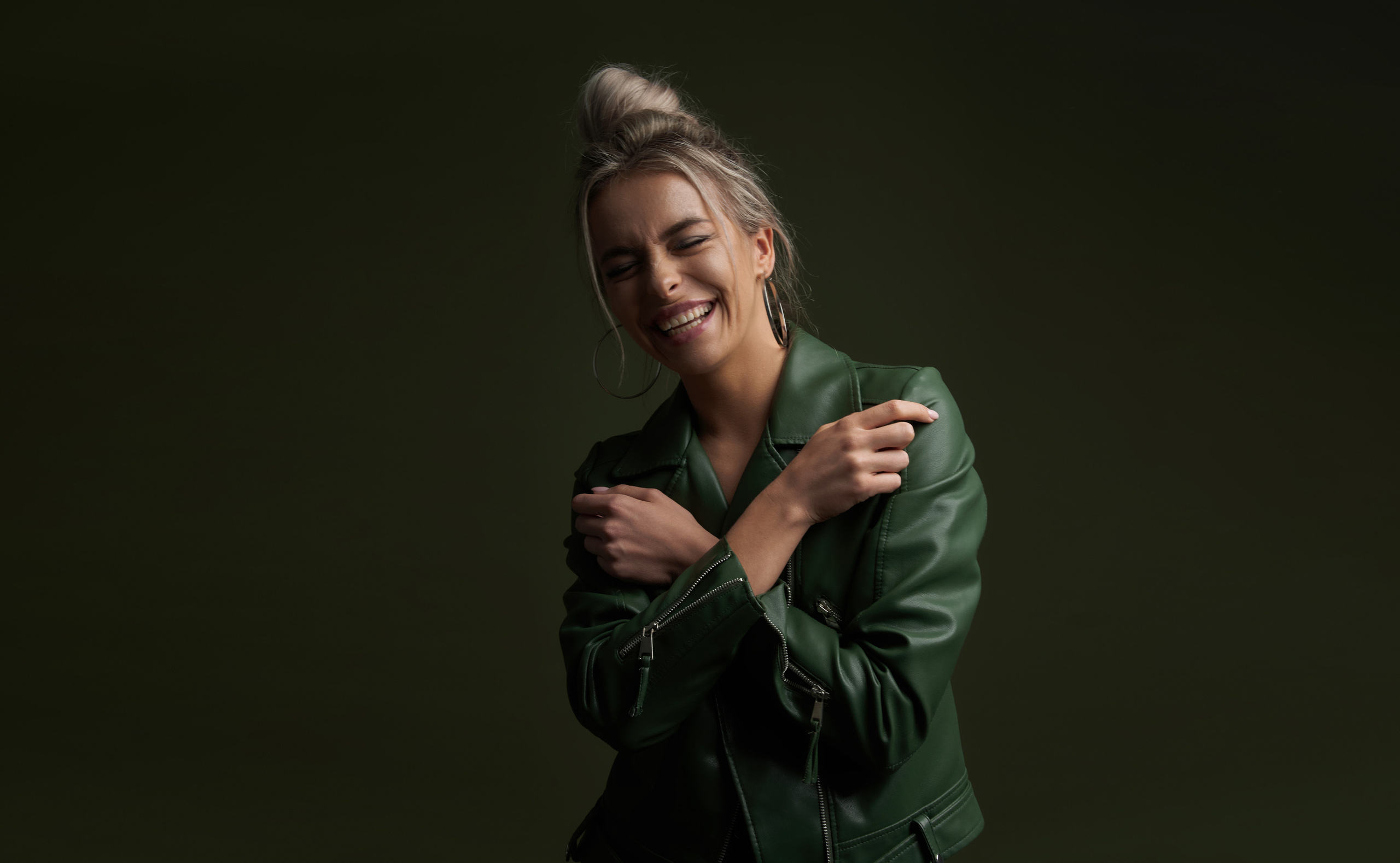 Портретный фотограф в Павлодаре Руслан Насыров