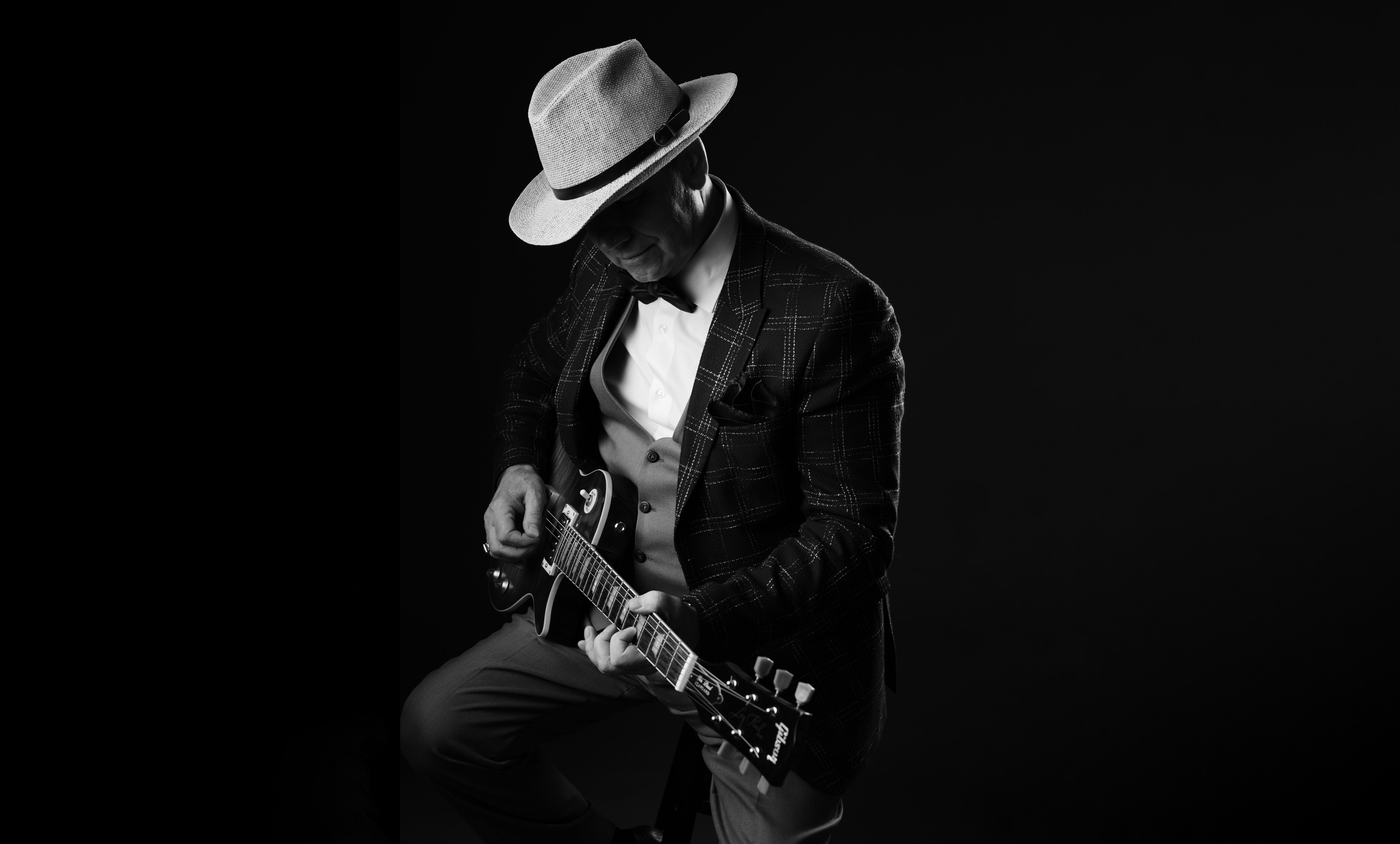 Портретный фотограф в Павлодаре Руслан Насыров