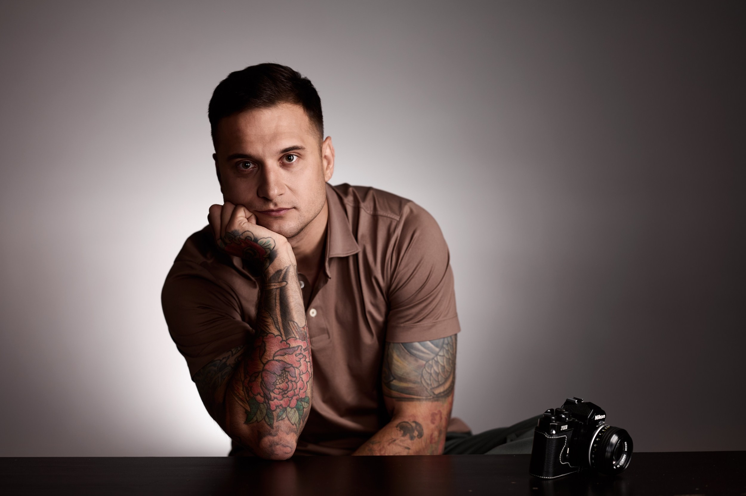 Профессиональная мужская фотосессия для Ивана