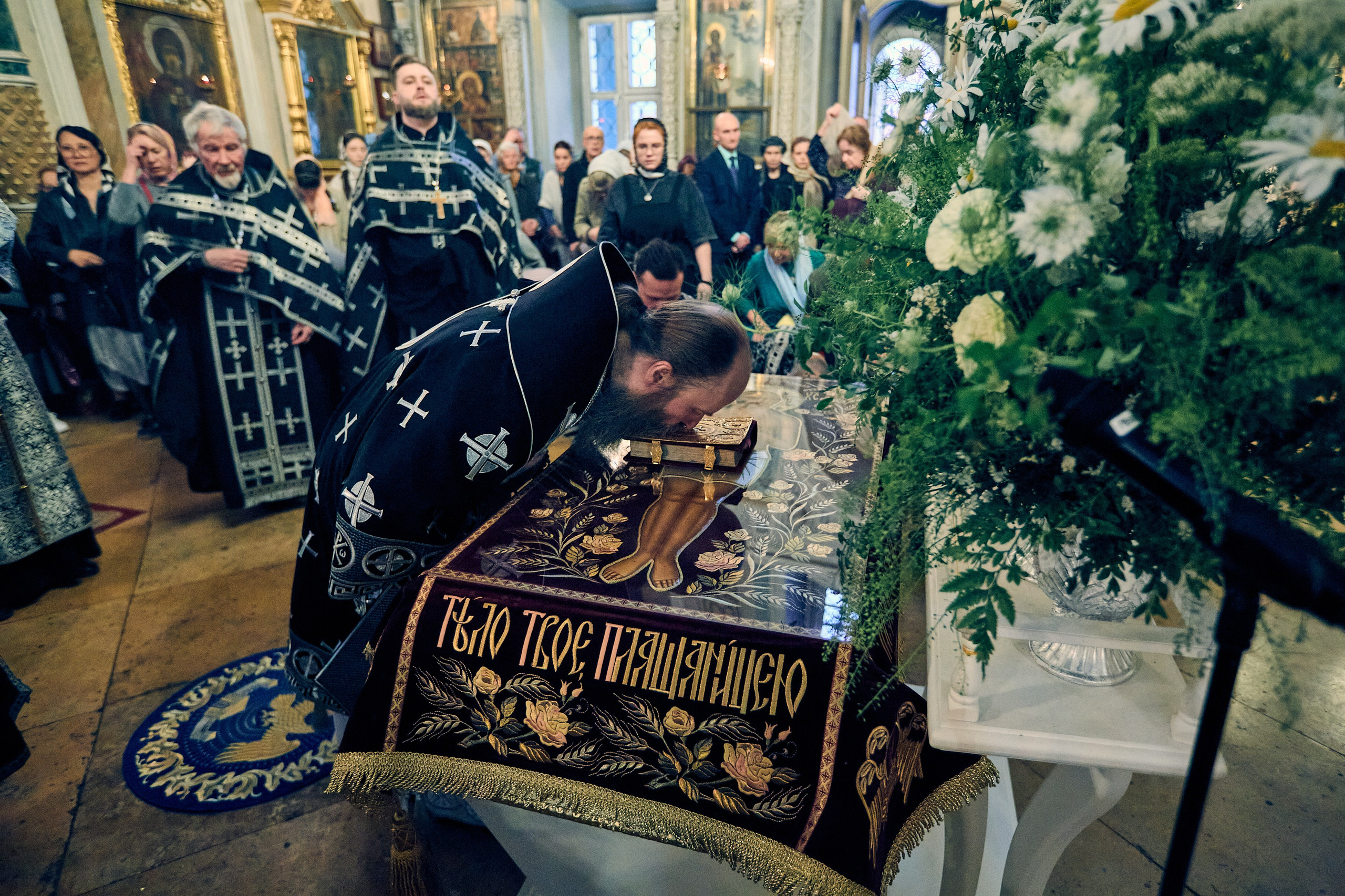 Утреня Погребение Спасителя. DMITRY MOISEENKO — фотограф, художник, топ-стилист