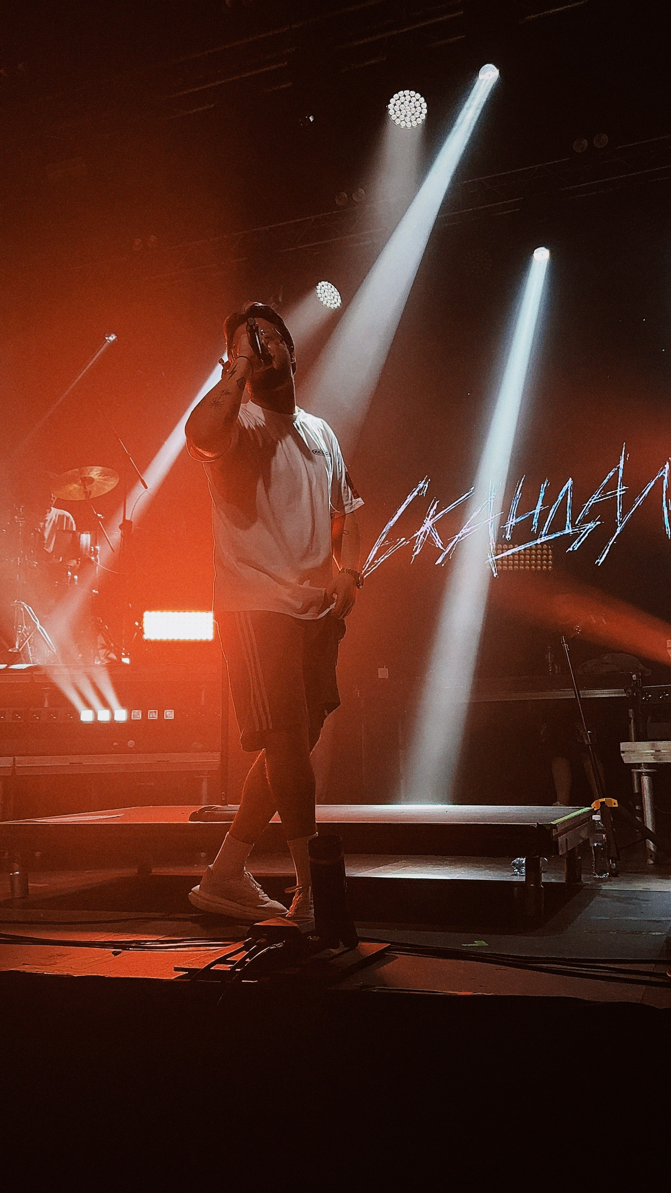 ГАРИК ПОГОРЕЛОВ | 25 октября. Hmliber — фотограф и контент-креатор из Петербурга