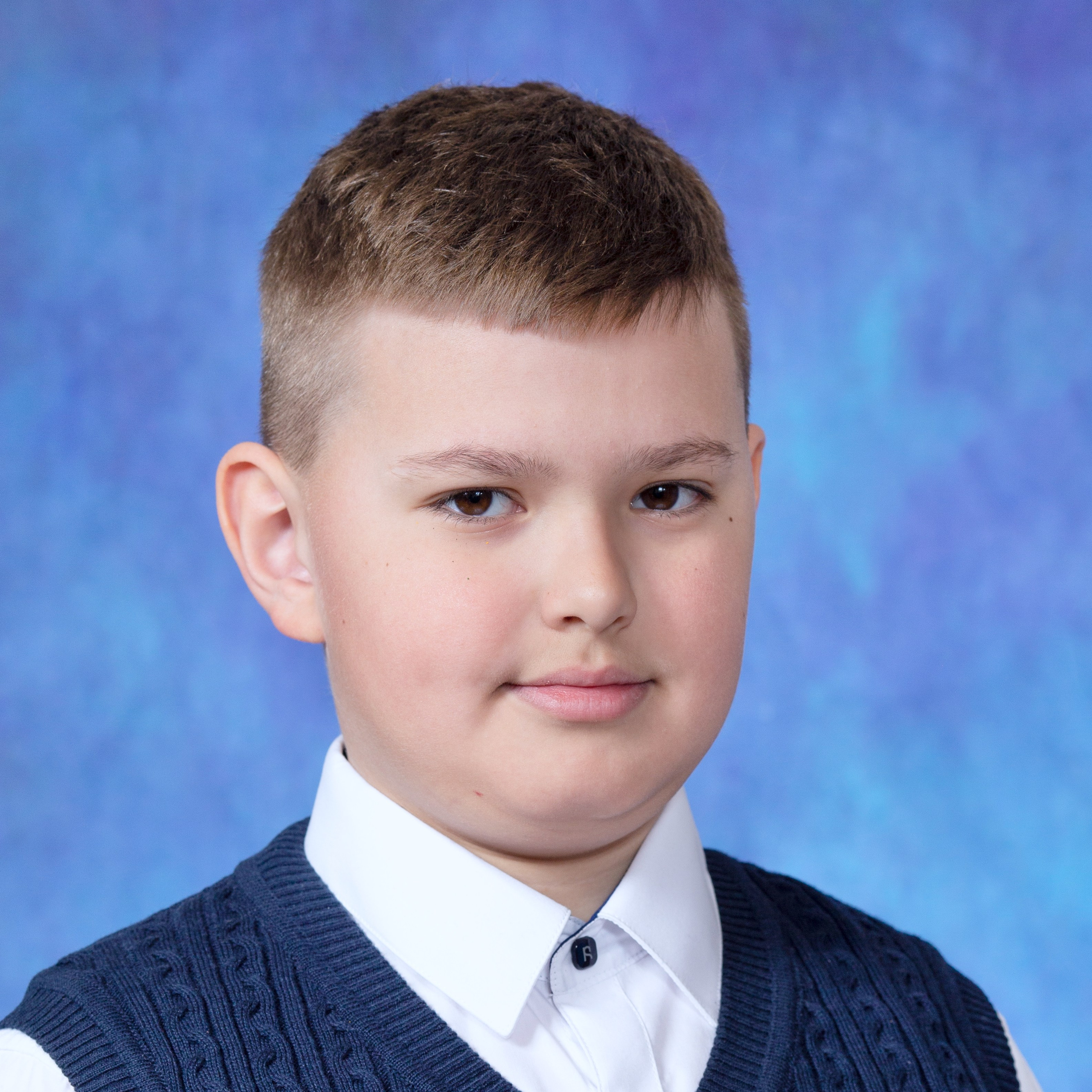 4 класс. Портреты. Школьные выпускные альбомы в Москве Марина Николаева