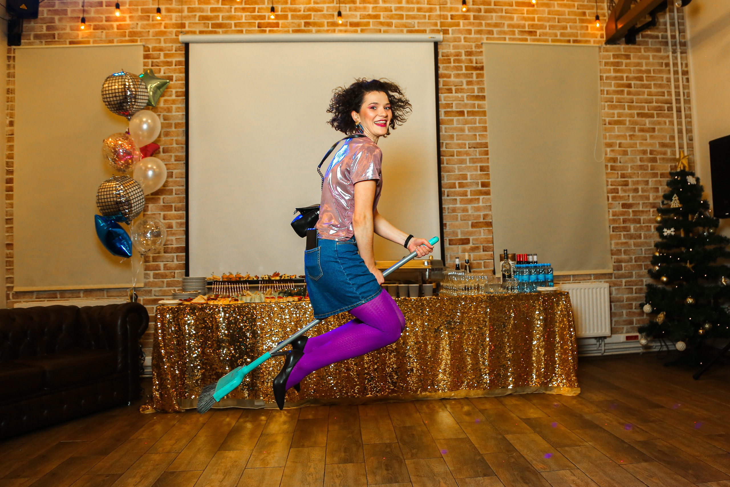 Подготовка к вечеринке. Фотограф Антон Чупринин