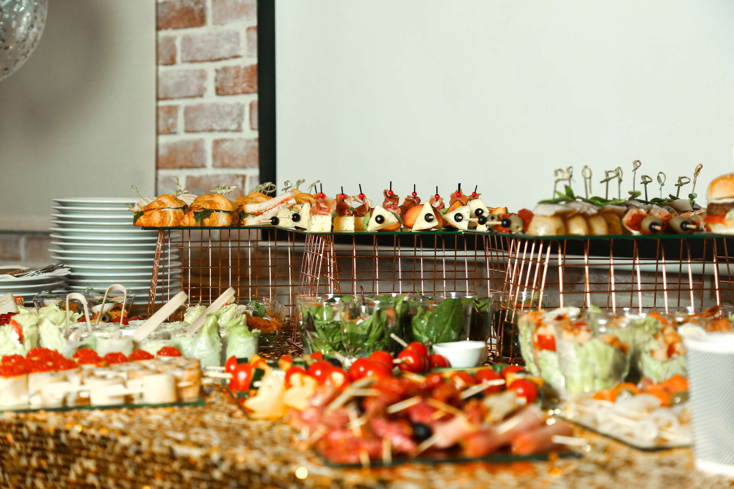 Подготовка к вечеринке. Фотограф Антон Чупринин