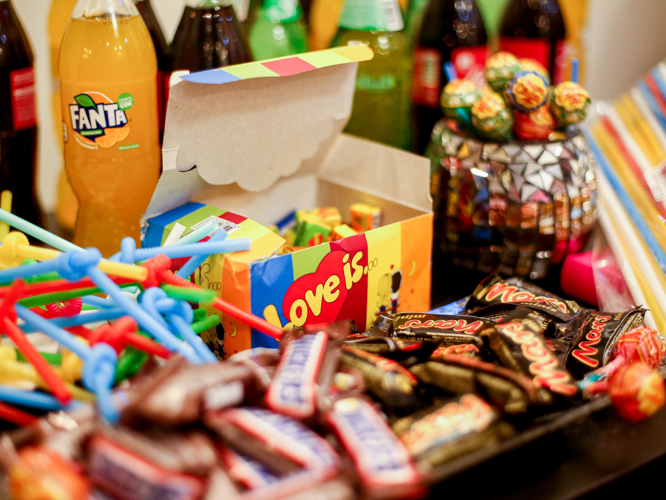 Подготовка к вечеринке. Фотограф Антон Чупринин