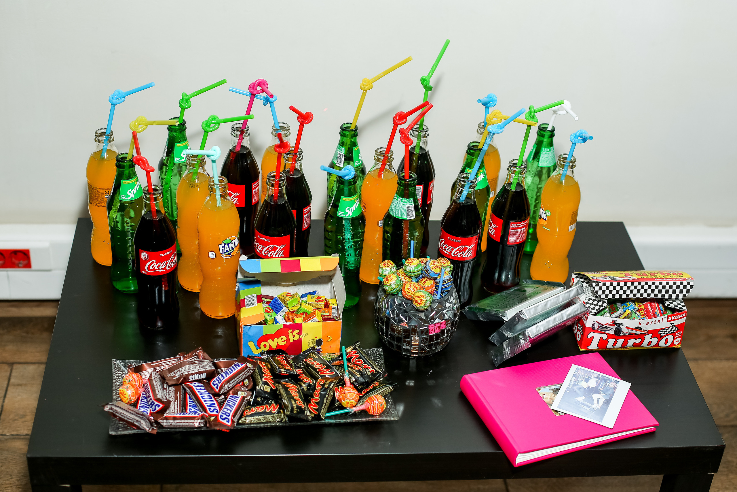 Подготовка к вечеринке. Фотограф Антон Чупринин