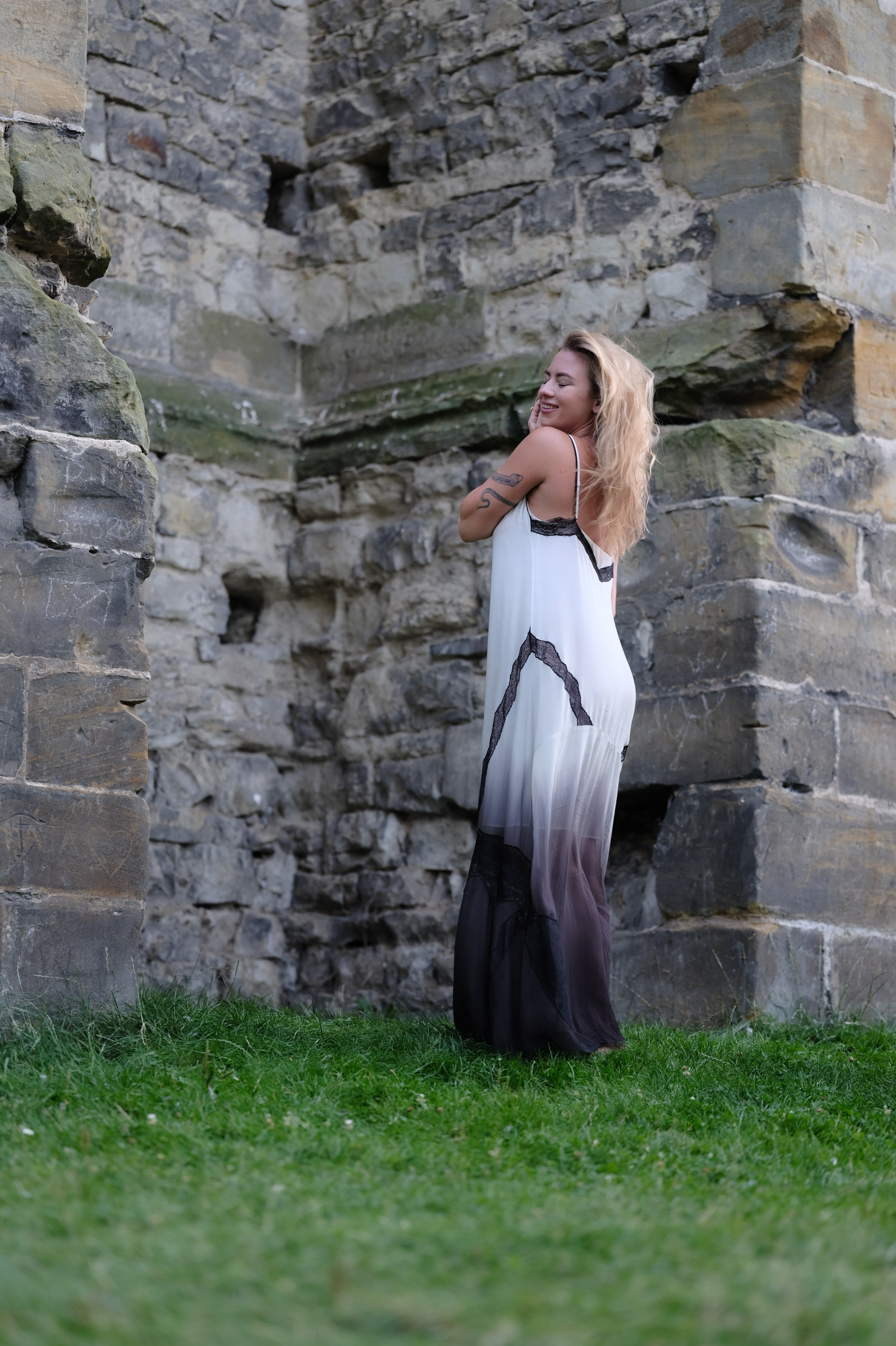 Настя. Фотограф в Москве и Праге: индивидуальные портреты, парные фотосессии