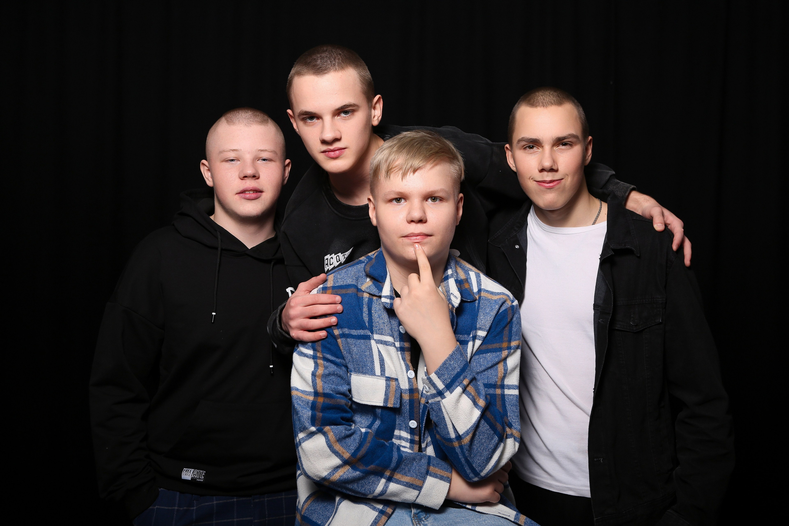 ШКОЛЬНАЯ ФОТОСЕССИЯ В СТУДИИ. ТВОЙ АЛЬБОМ / ТВОИ ПРАВИЛА