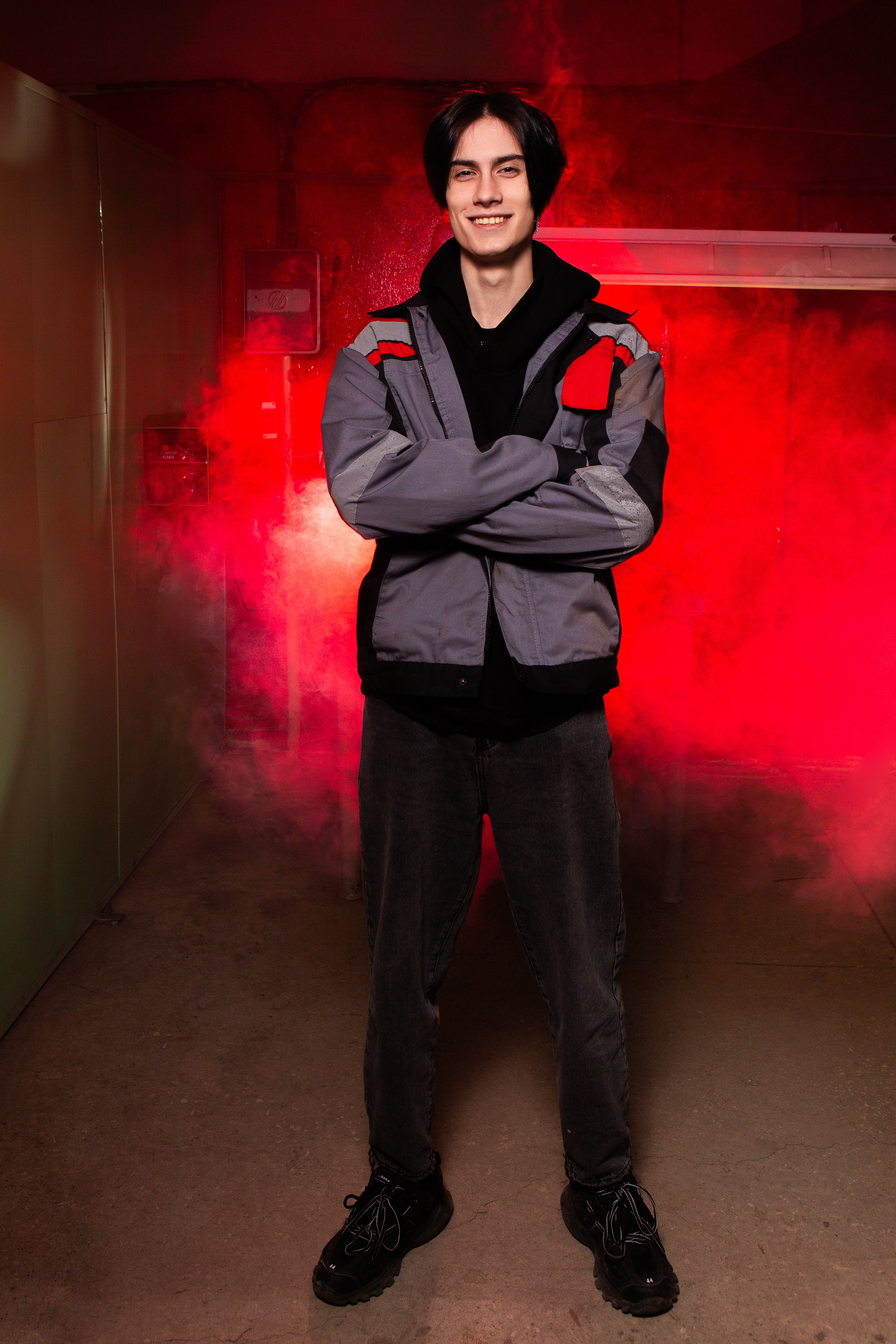 Портретная Фотосессия в Цеху для Выпускников Сварщиков | Твой Альбом Мценск. ТВОЙ АЛЬБОМ / ТВОИ ПРАВИЛА