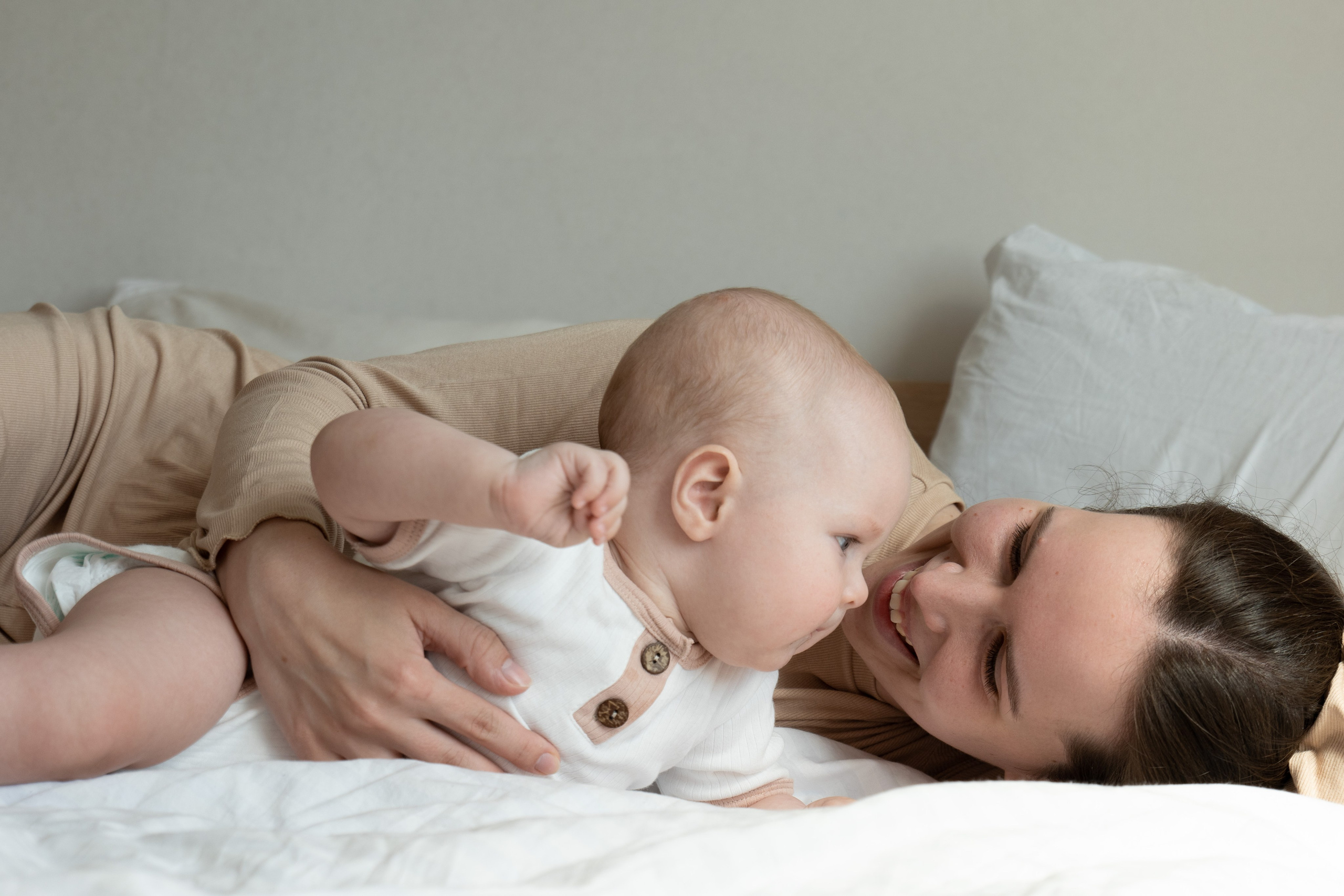 Мама и малыш 6 мес. Фотограф видеограф Ольга Василевская