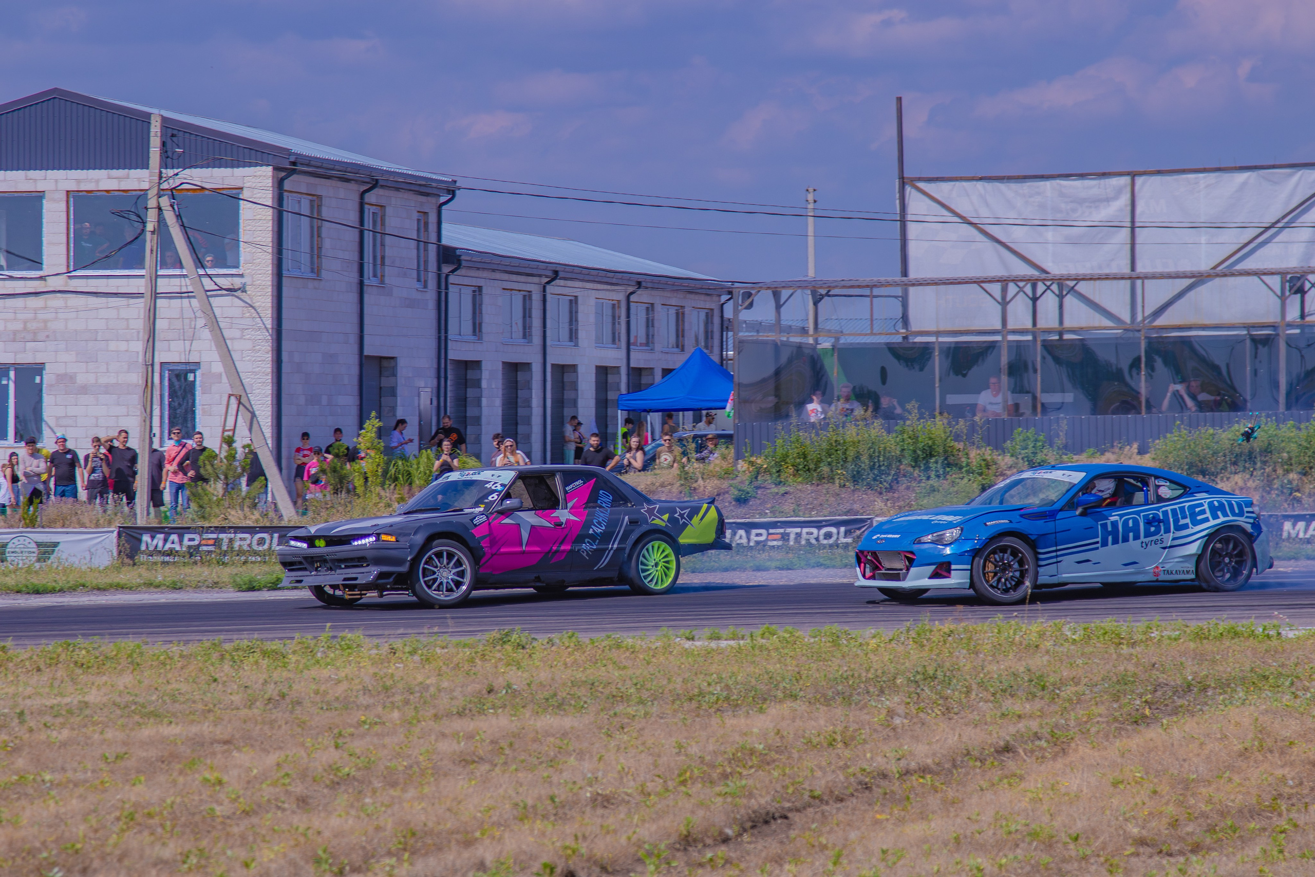 Фотосъёмка профессионального дрифта в Ростов-на-Дону. Портретный фотограф в Ростове-на-Дону Антон Казарин
