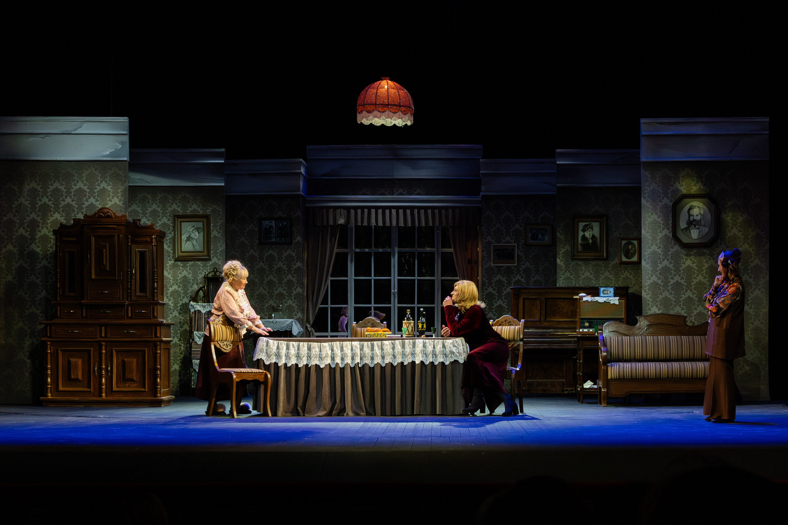 Театр Юного Зрителя «Отчаянные Тетки». Фотограф Марк Файзулин