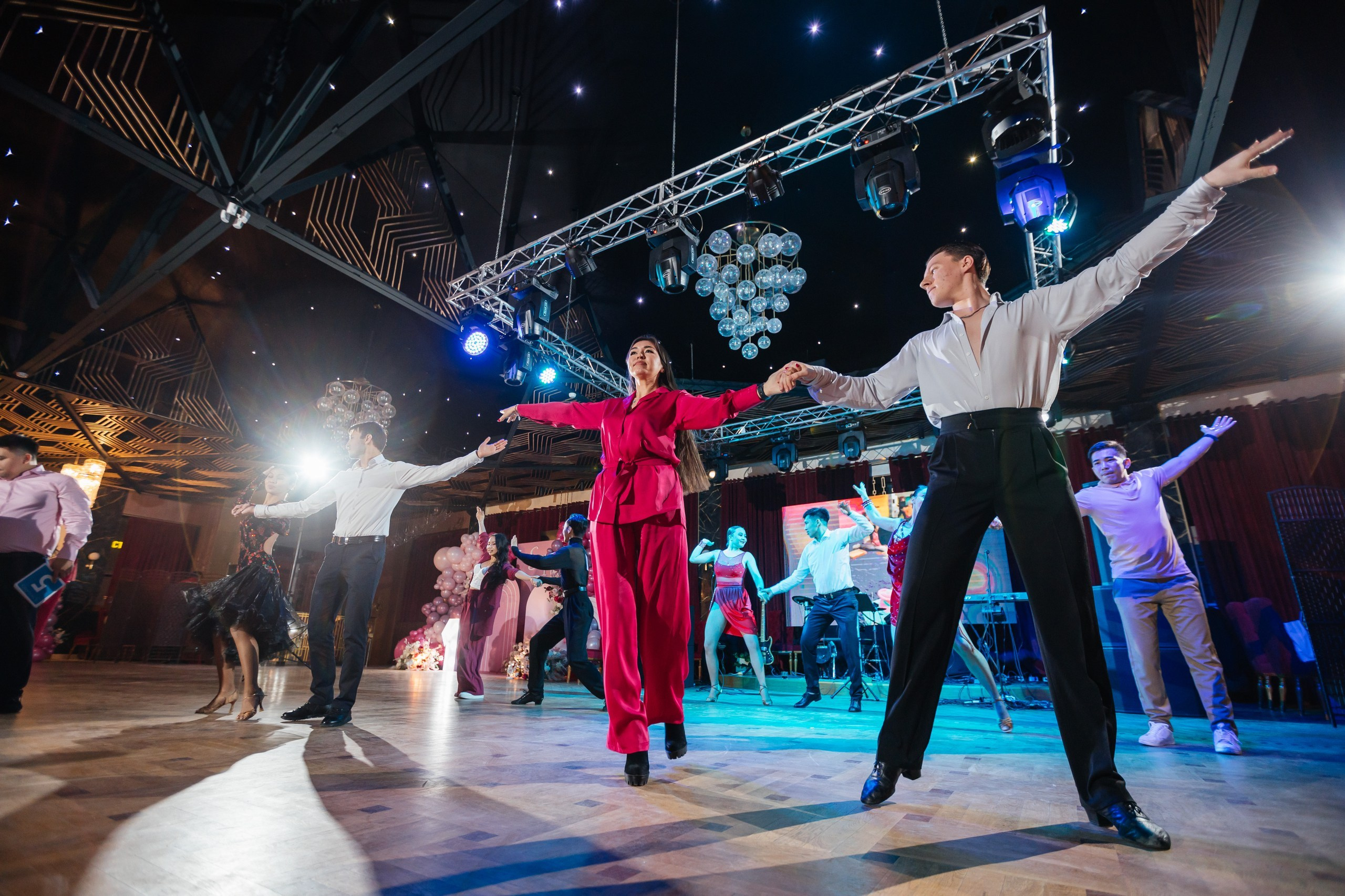 Проект 5. Банкет 1 год. Дата: Февраль 2023. Профессиональный фотограф в городе Астана/Алматы Даурен Сембаев