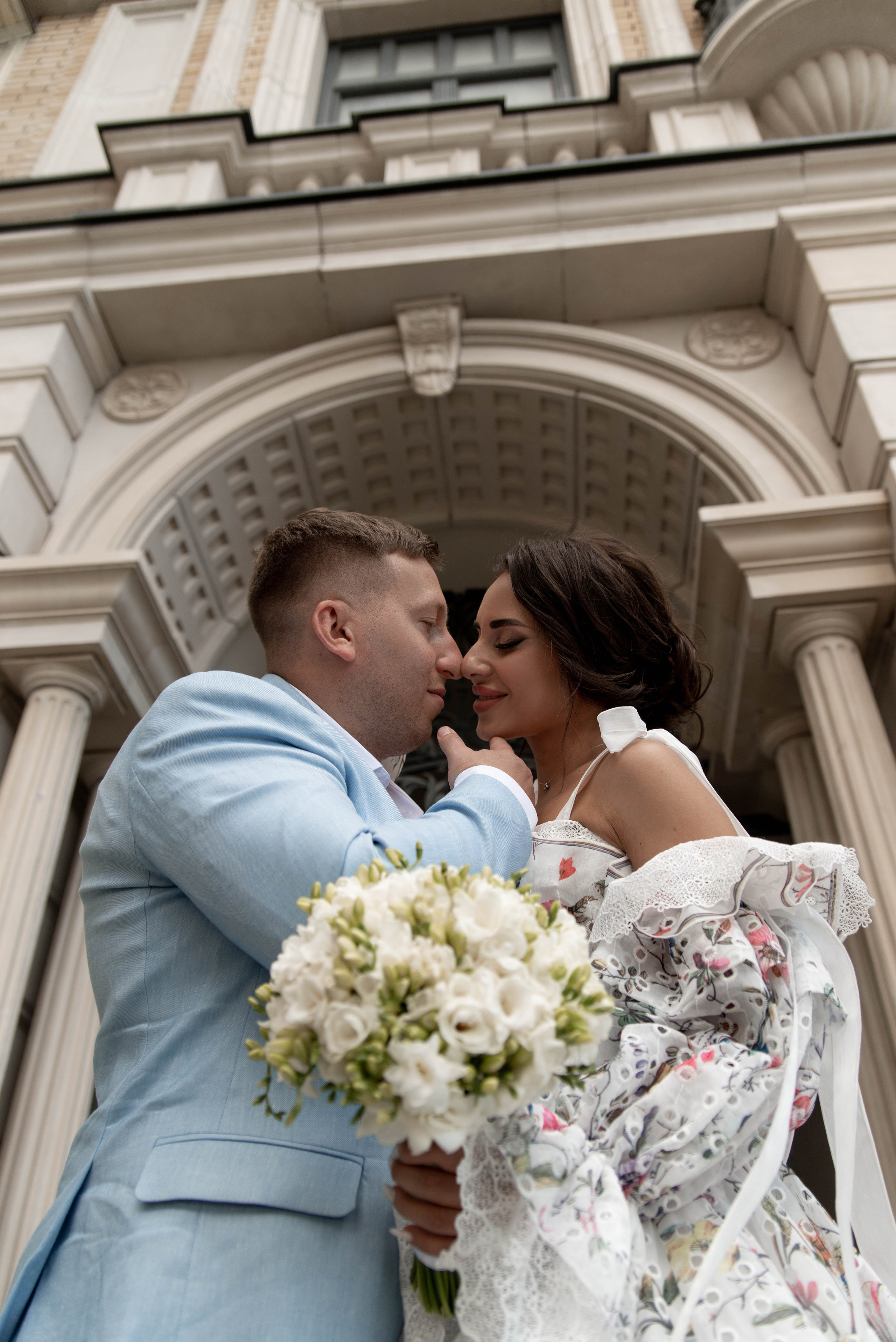 Вадим и София короткая версия свадебного дня. Меня зовут Александр Литвинчук и я свадебный фотограф в Саратове