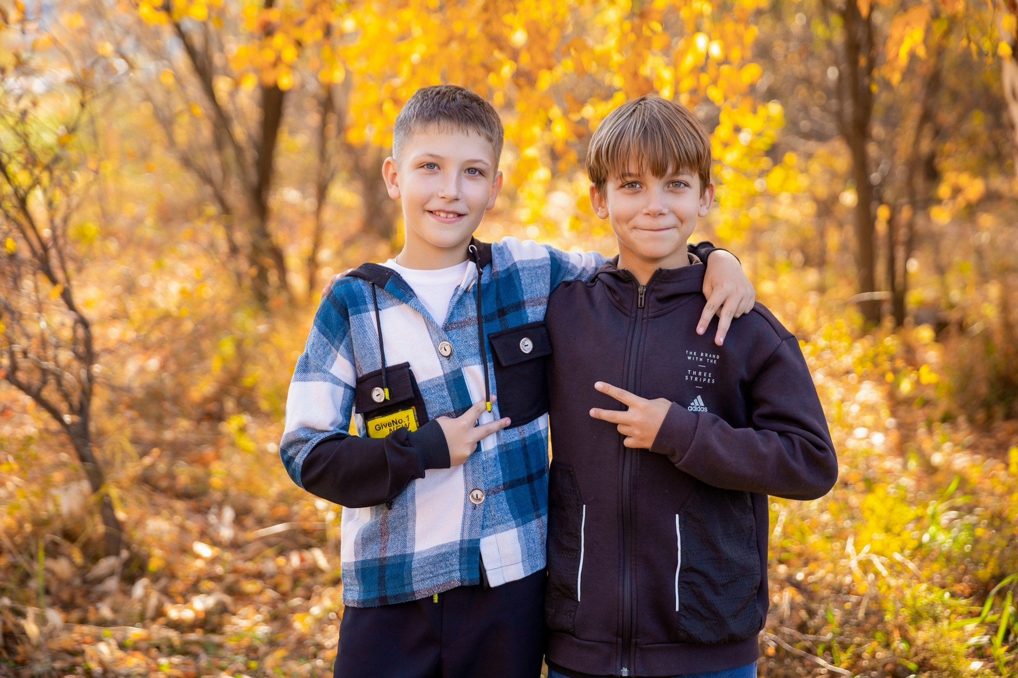 Идеи для осенней фотосессии 4 класса. СИГМА | Студия выпускных альбомов Красноярск