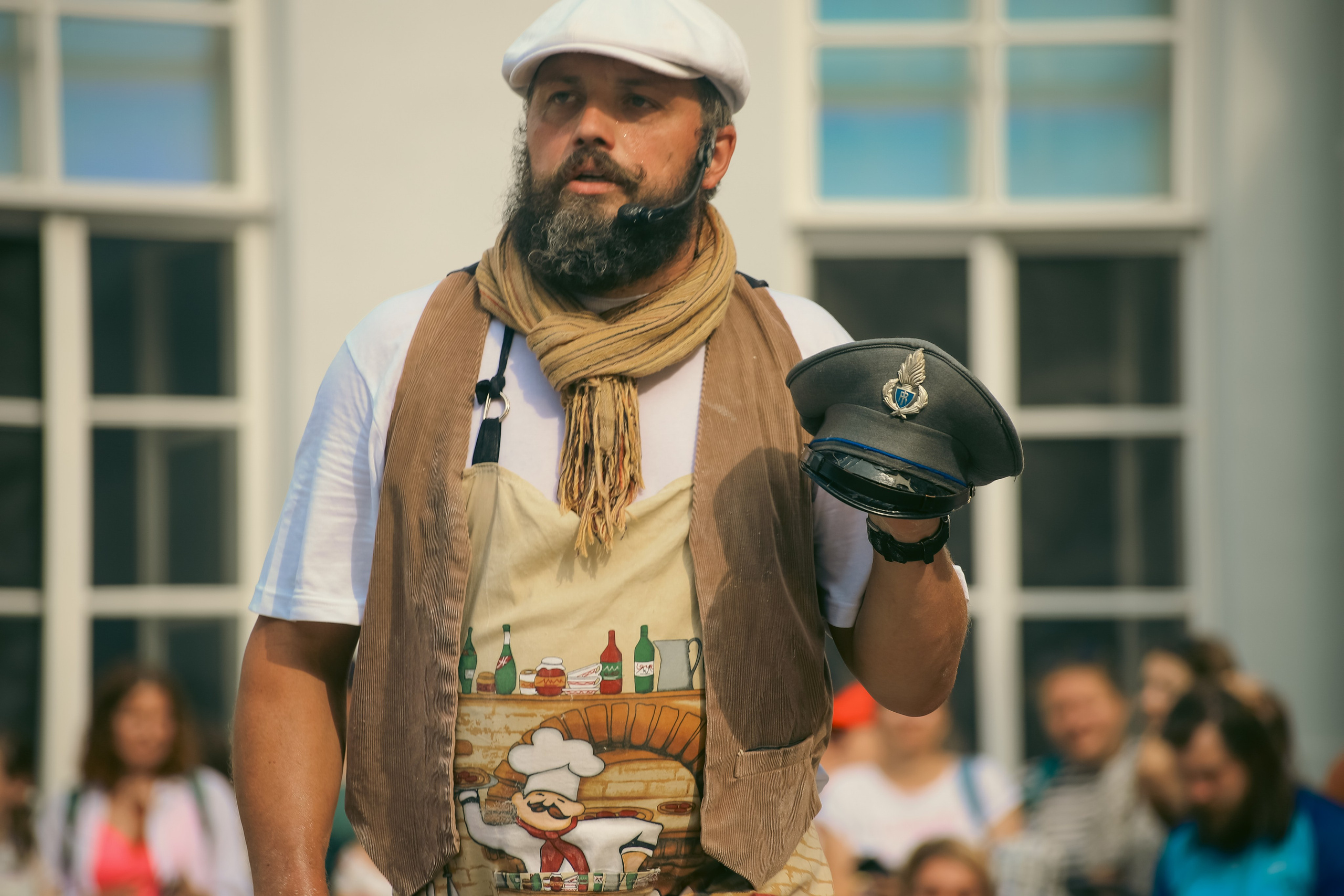 Театр Вкуса, Приключения итальянцев в России