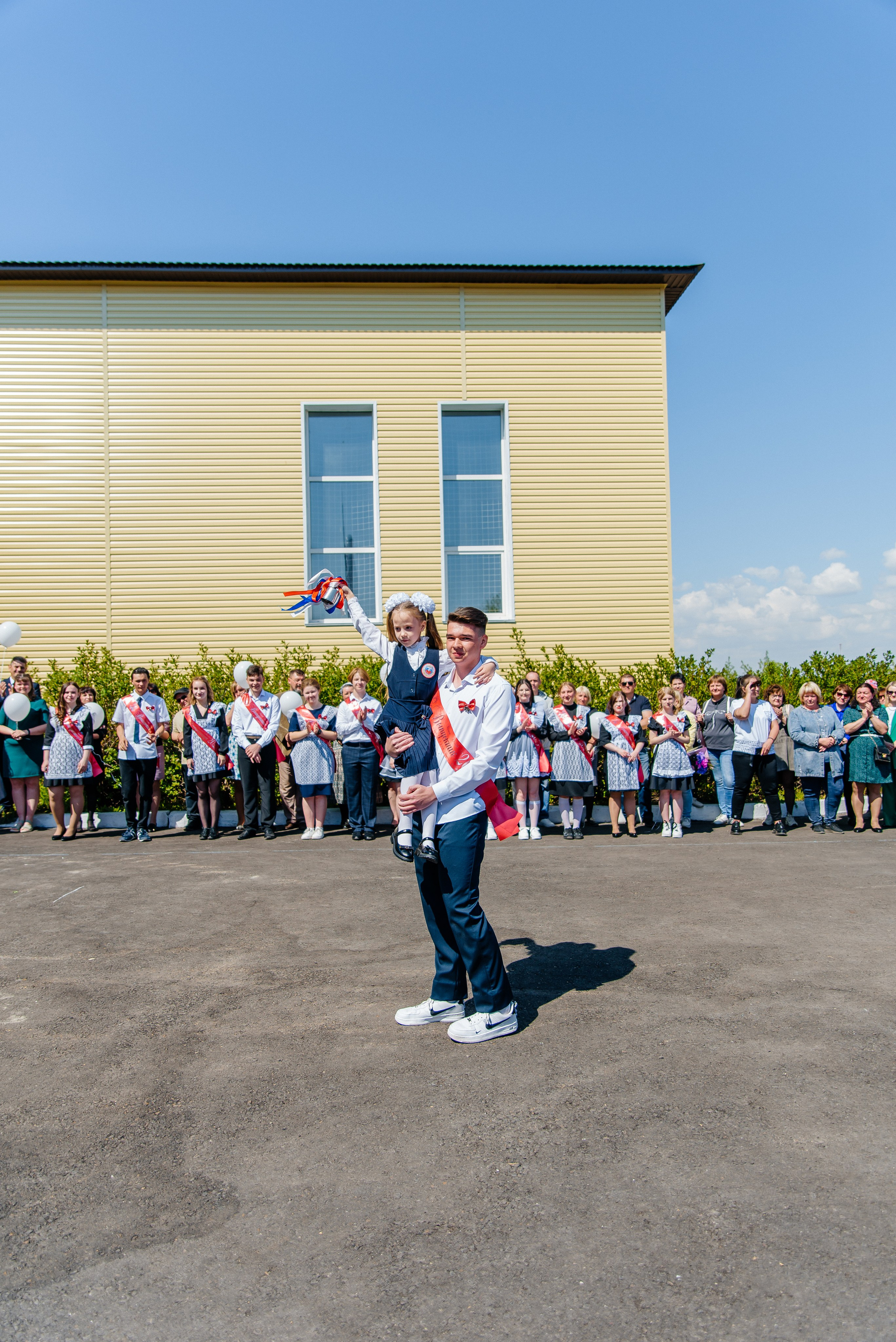 Последний звонок. Семейный фотограф в Барнауле