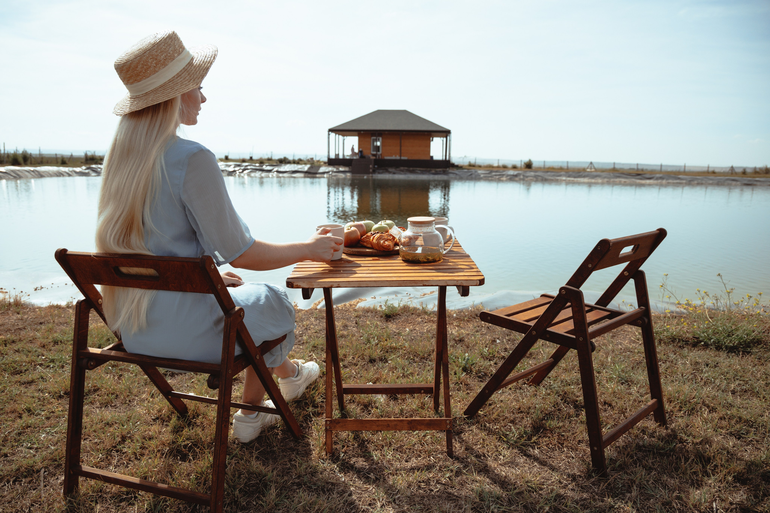 Domik в саду. Артем Корнев Фотограф